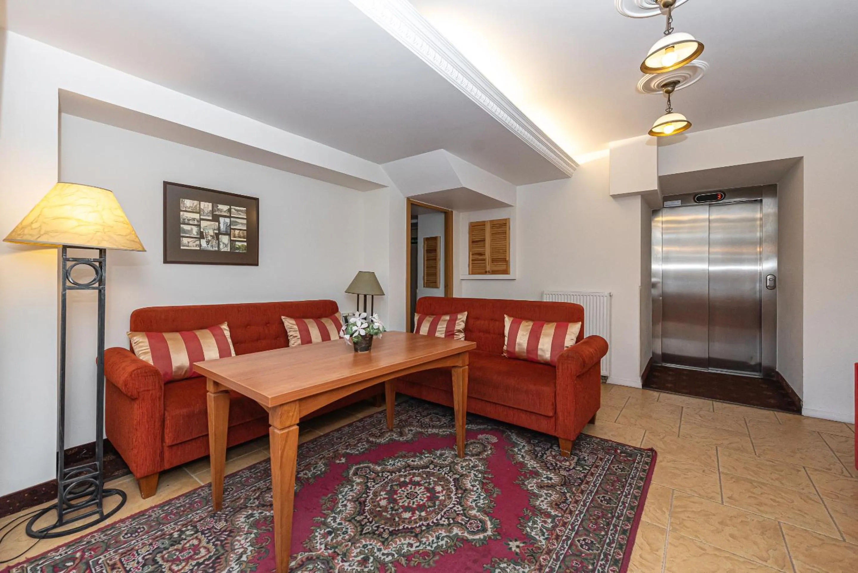 Lobby or reception in Alexa Old Town