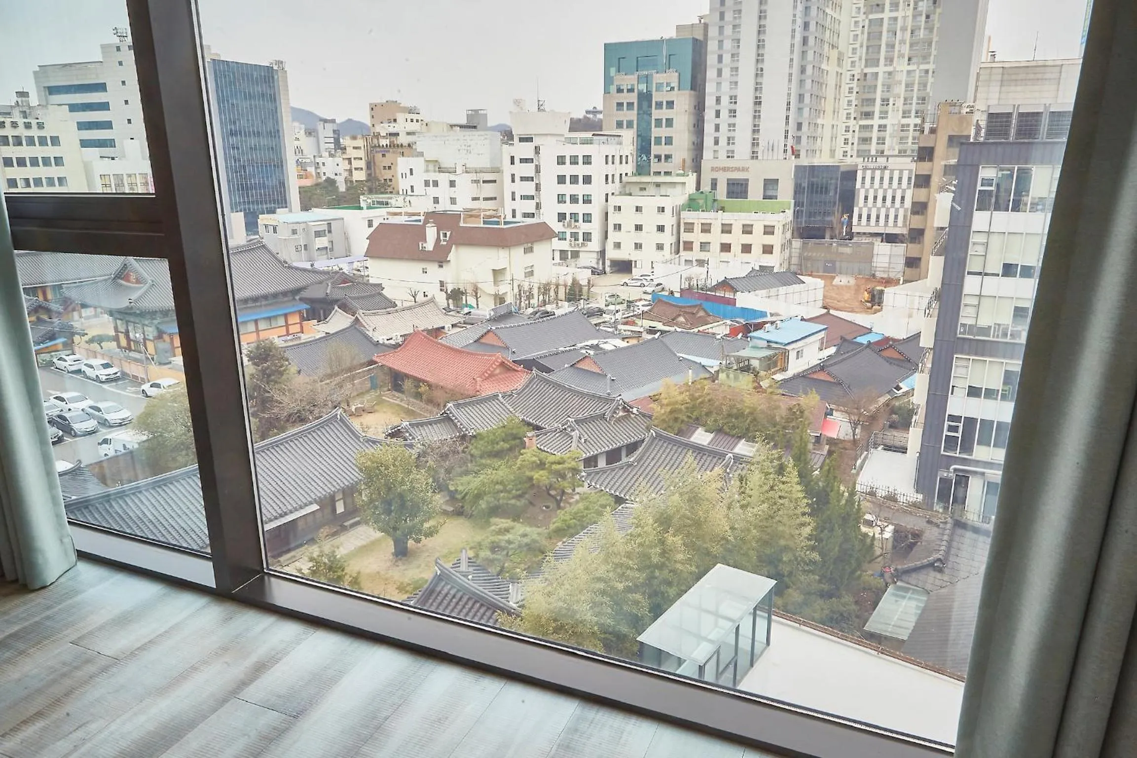 City view in Guest 145