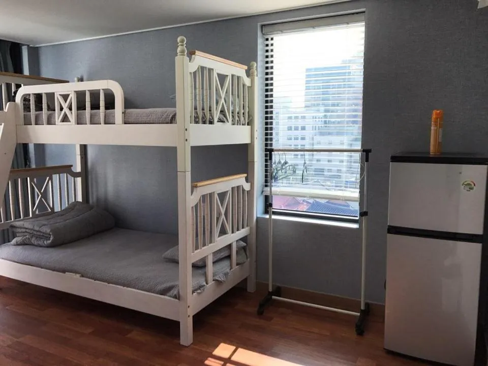 bunk bed, Bed in Guest 145