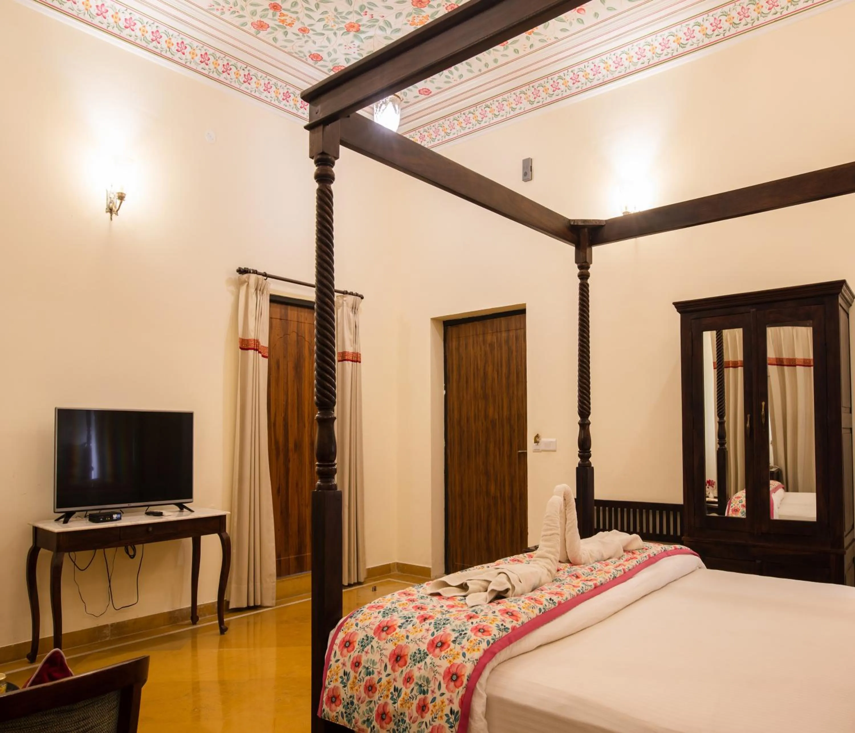 Bed in SKK The Fern An Ecotel Hotel, Jaisalmer