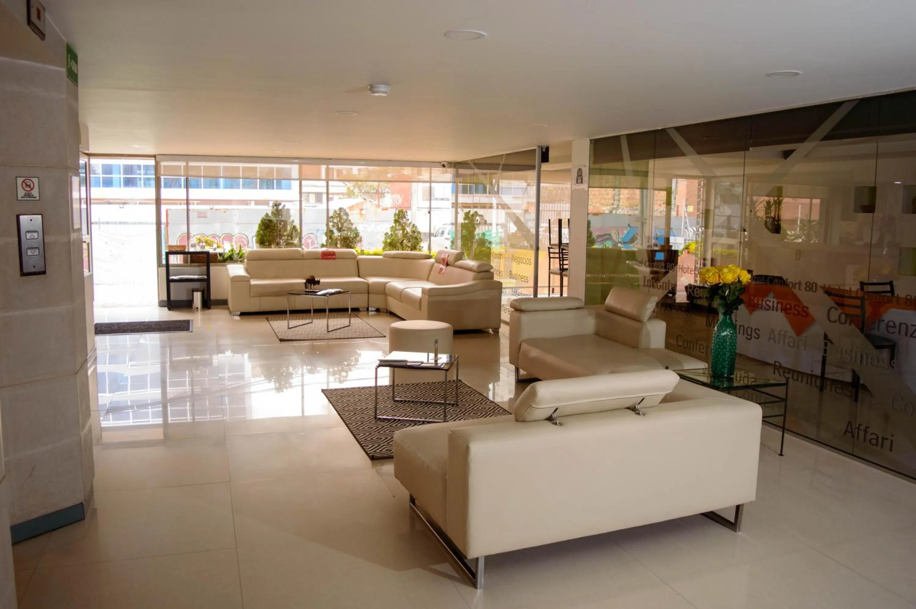 Property building in Hotel Confort 80 Zona Rosa By Hoteles Confort80