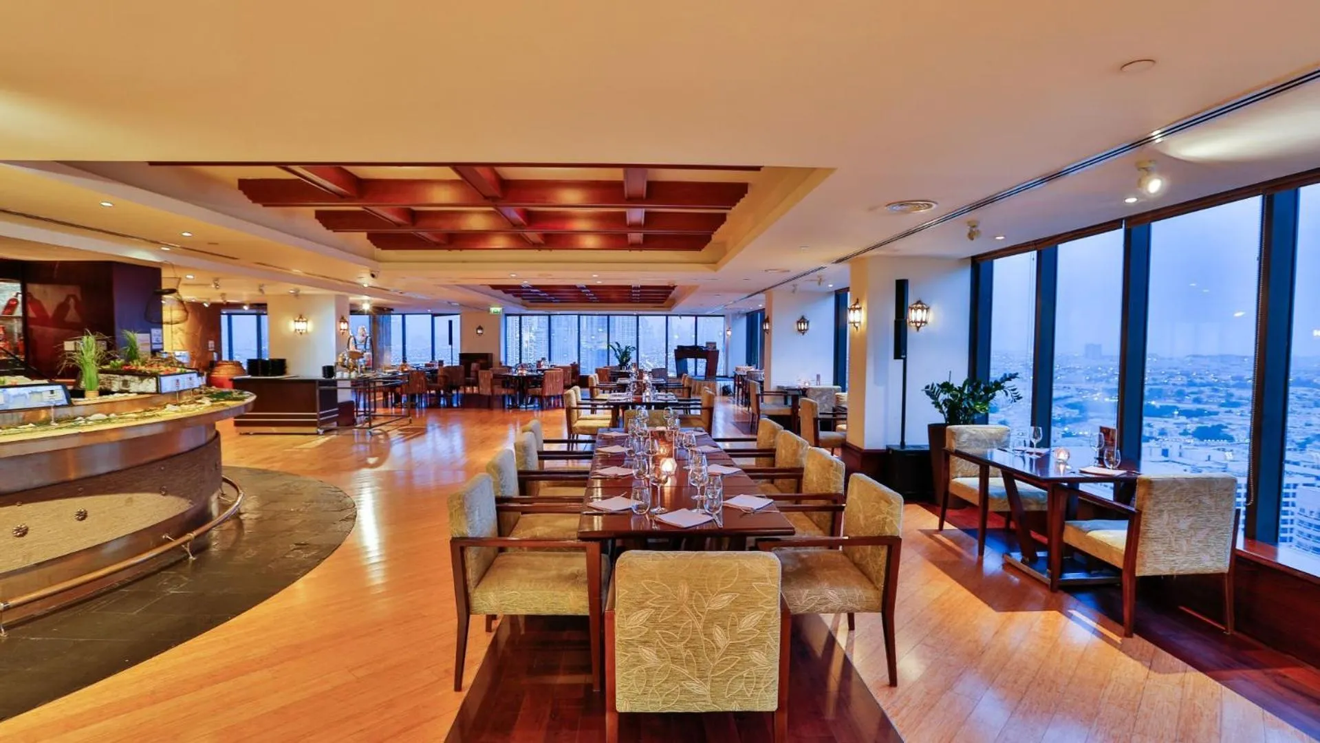 Restaurant/places to eat in Park Regis Kris Kin Hotel