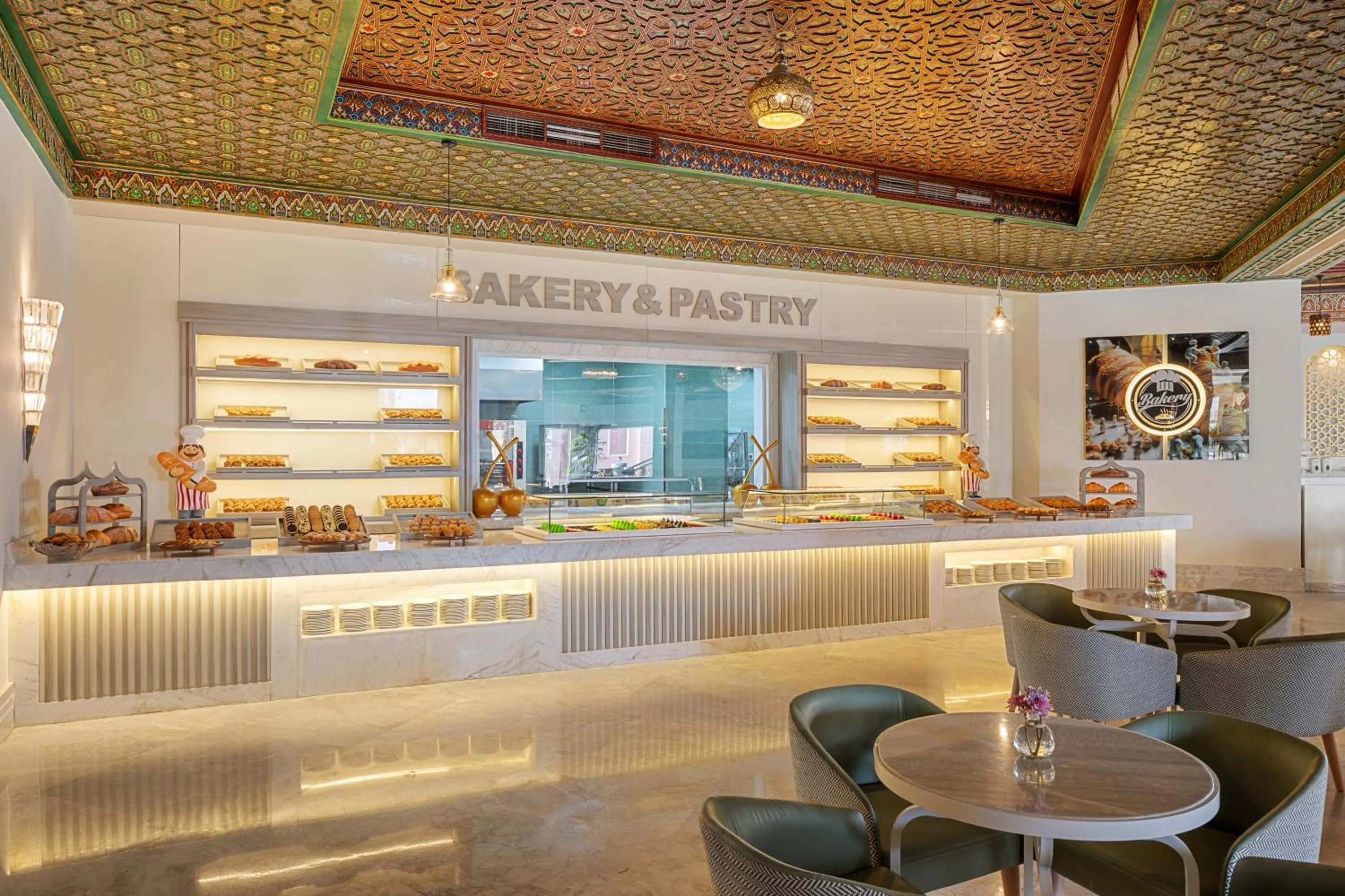 Lounge or bar in Pickalbatros Palace - Aqua Park Hurghada