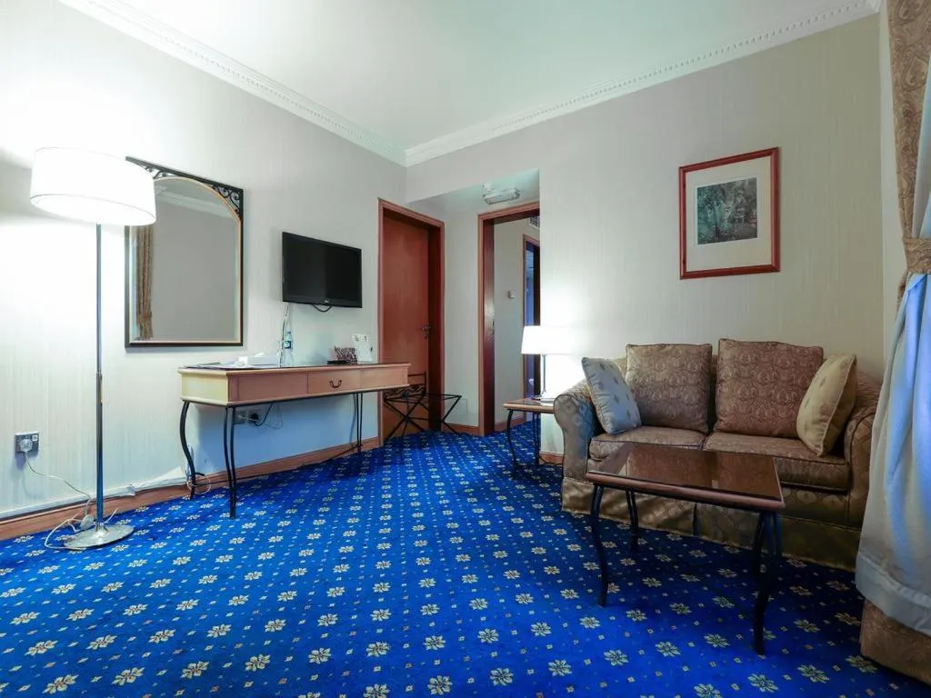 TV and multimedia in City Plaza Hotel