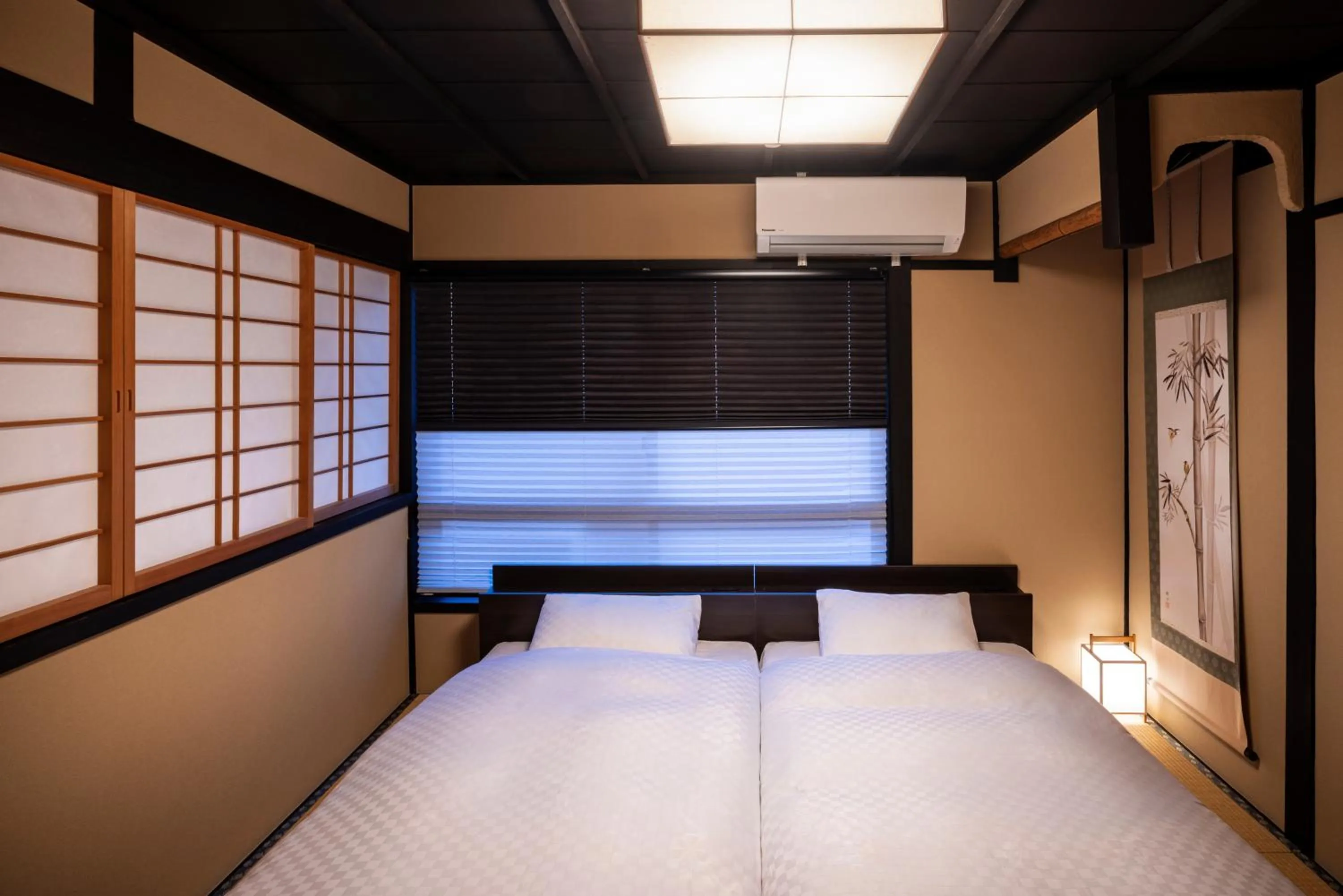 Bedroom, Bed in Rinn Gojomibugawa East