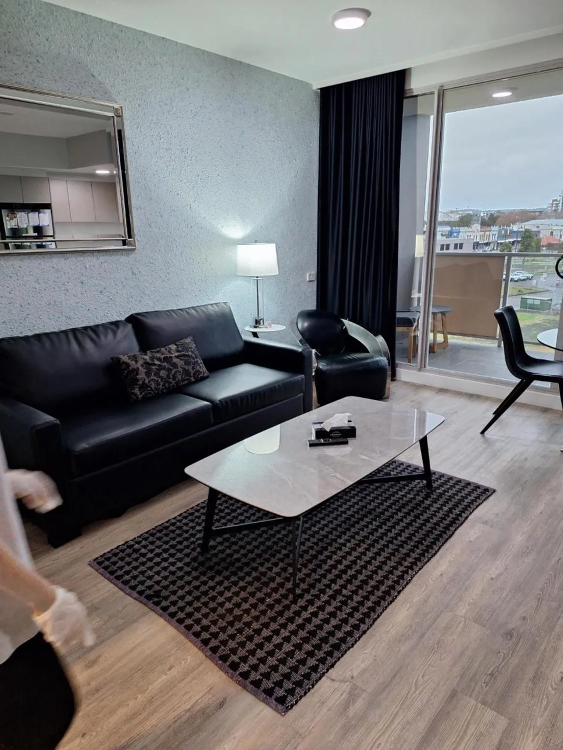 Honeysuckle Executive Apartments