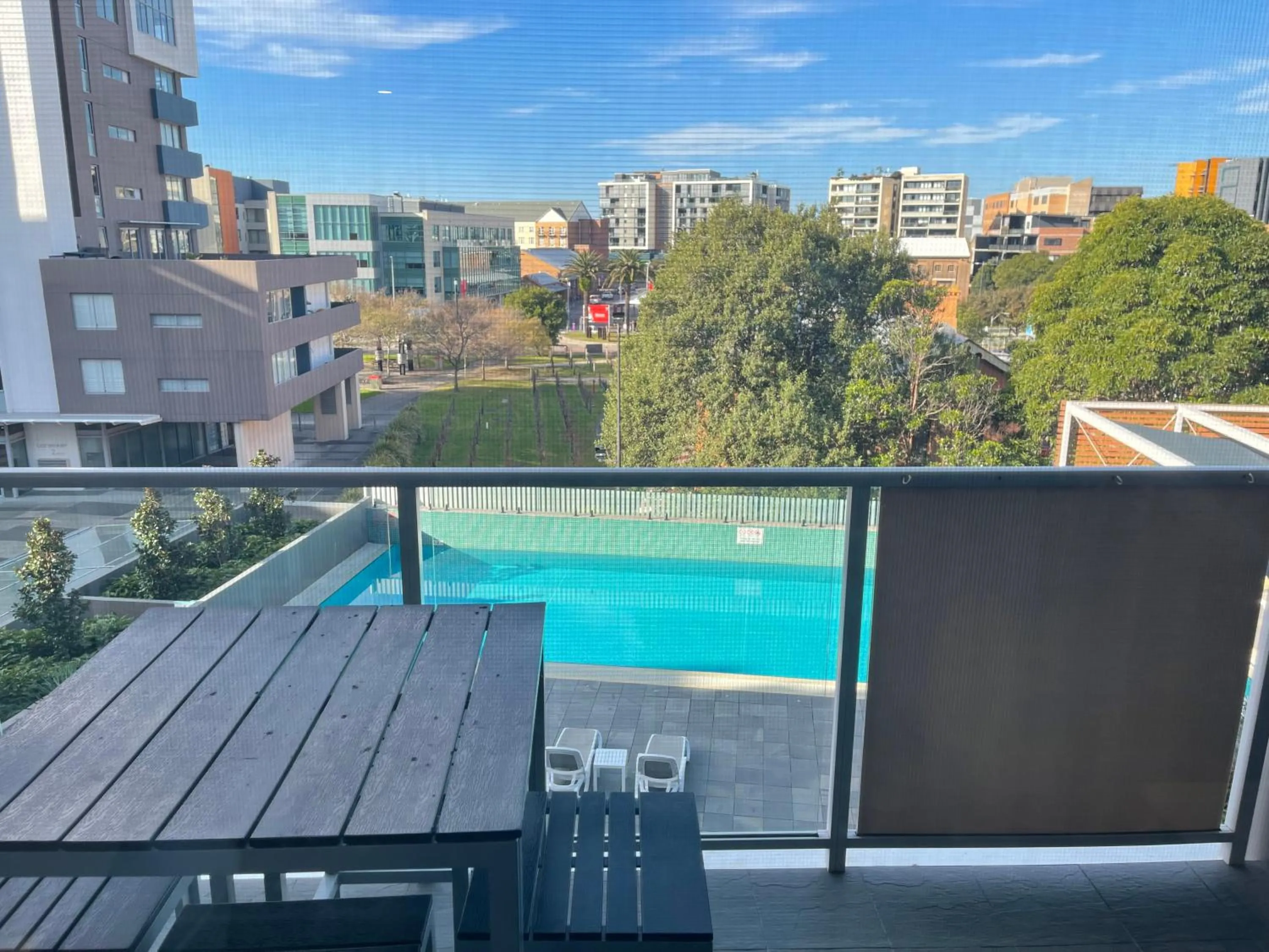 Honeysuckle Executive Apartments