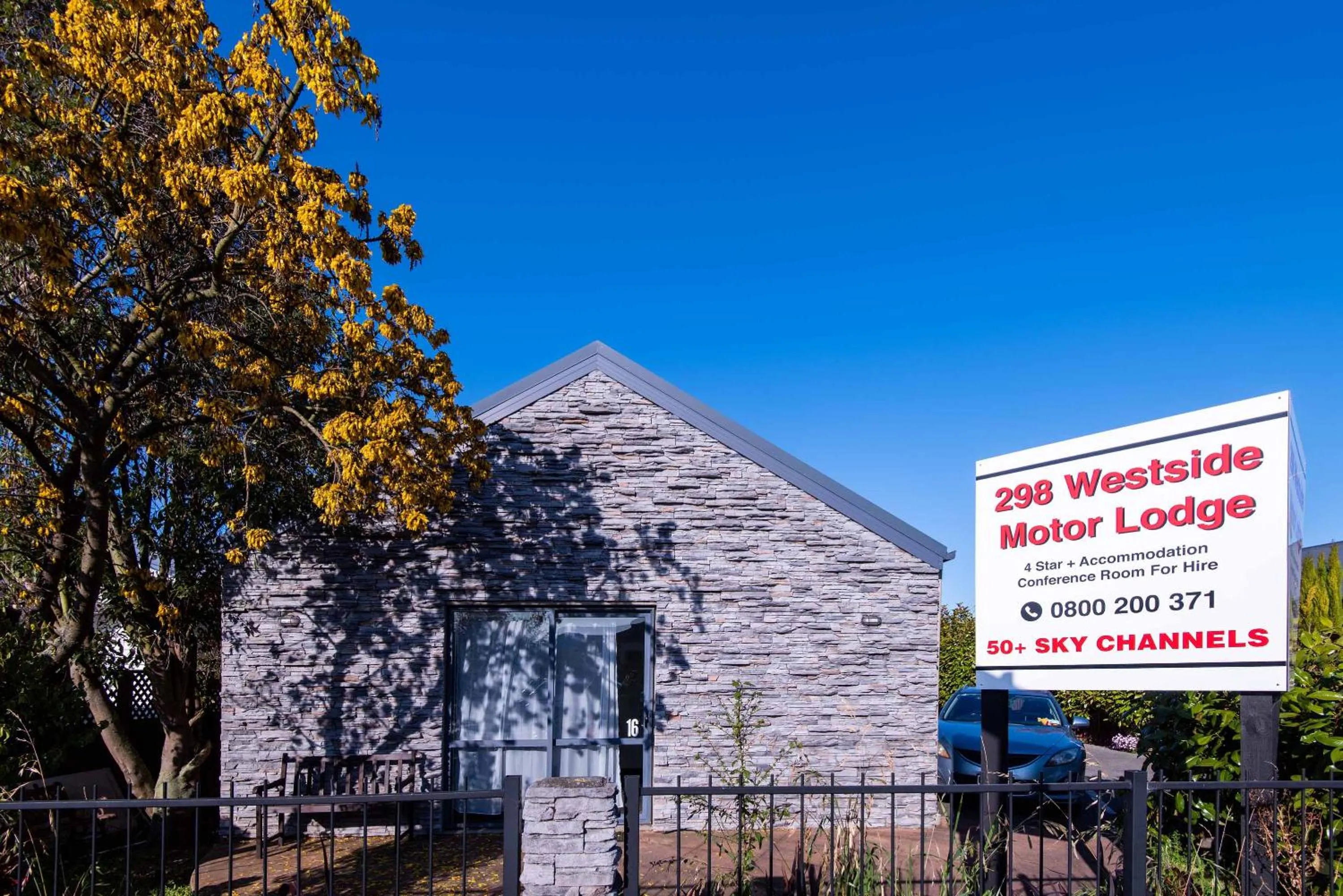 Property building in 298 Westside Motor Lodge