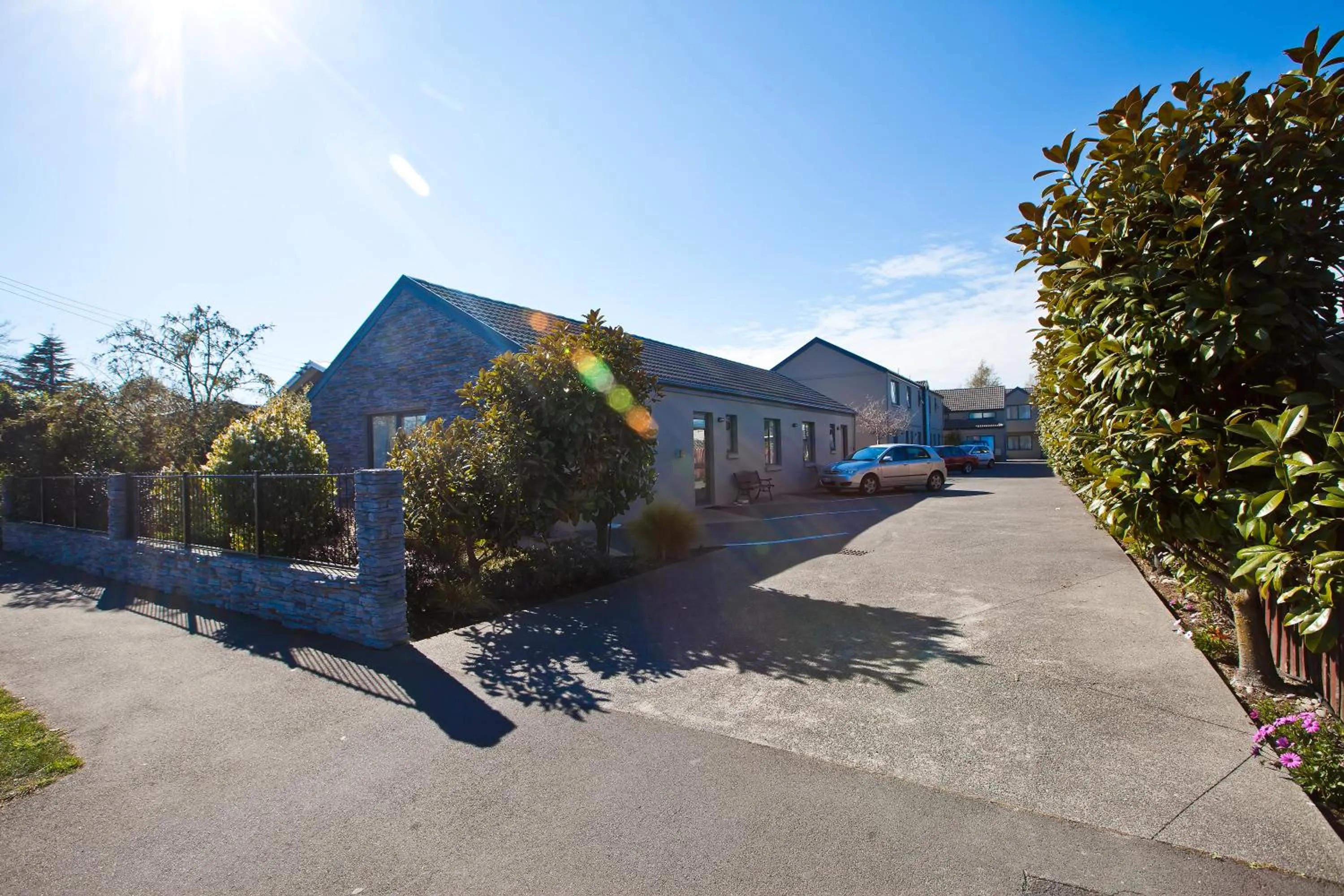 Property building in 298 Westside Motor Lodge