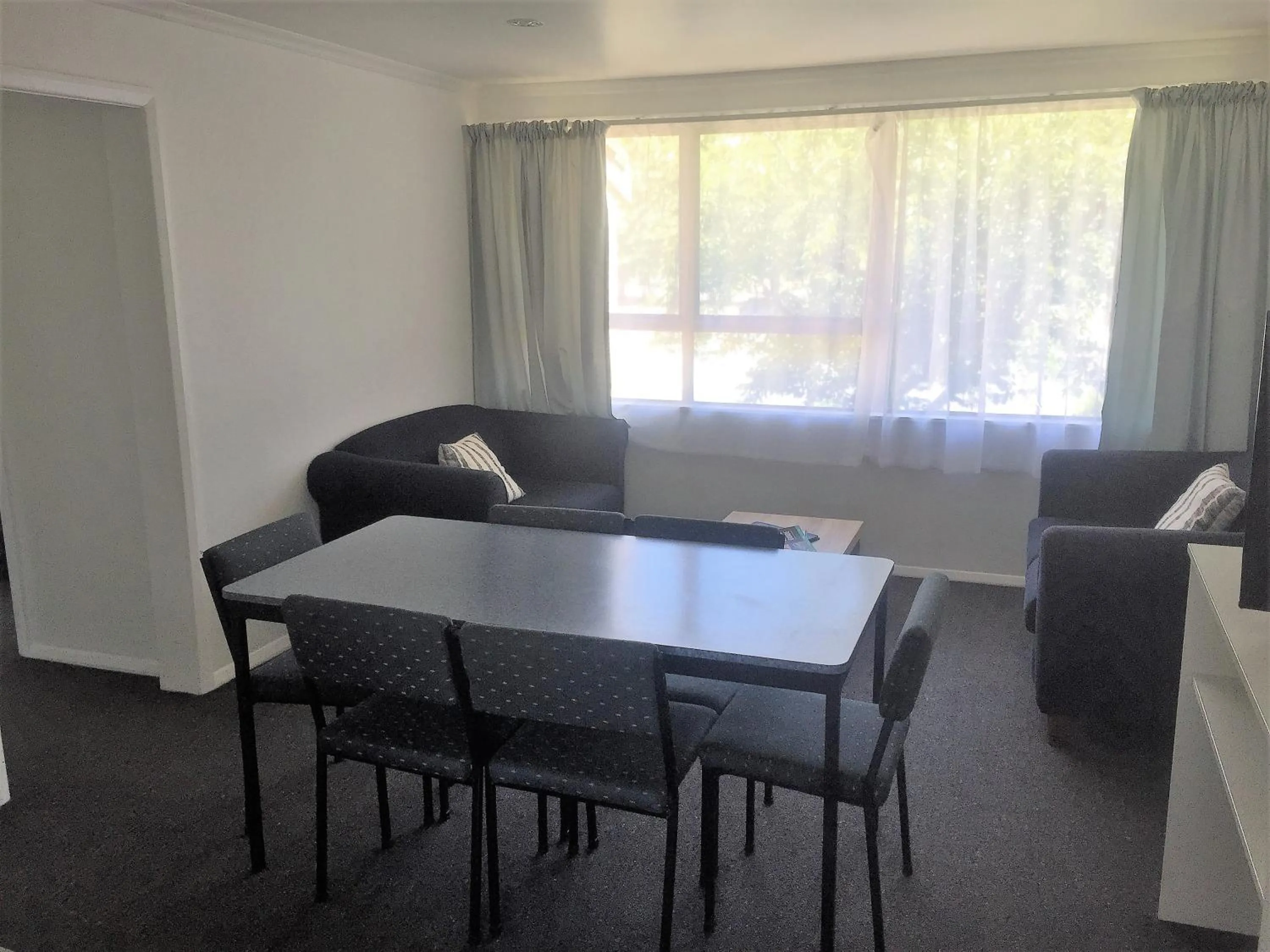 Living room in Fairway Motel & Apartments