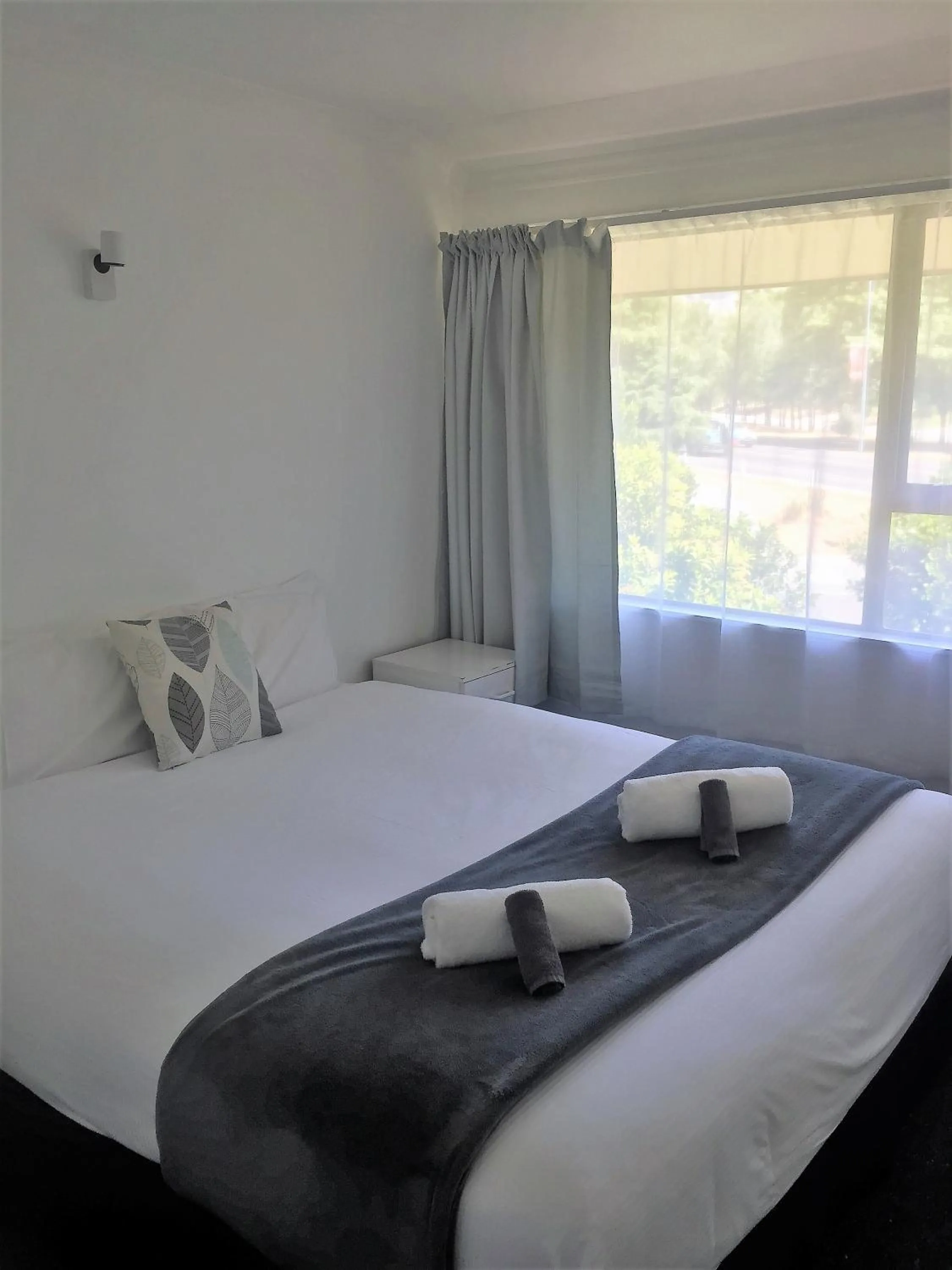 Bedroom, Bed in Fairway Motel & Apartments