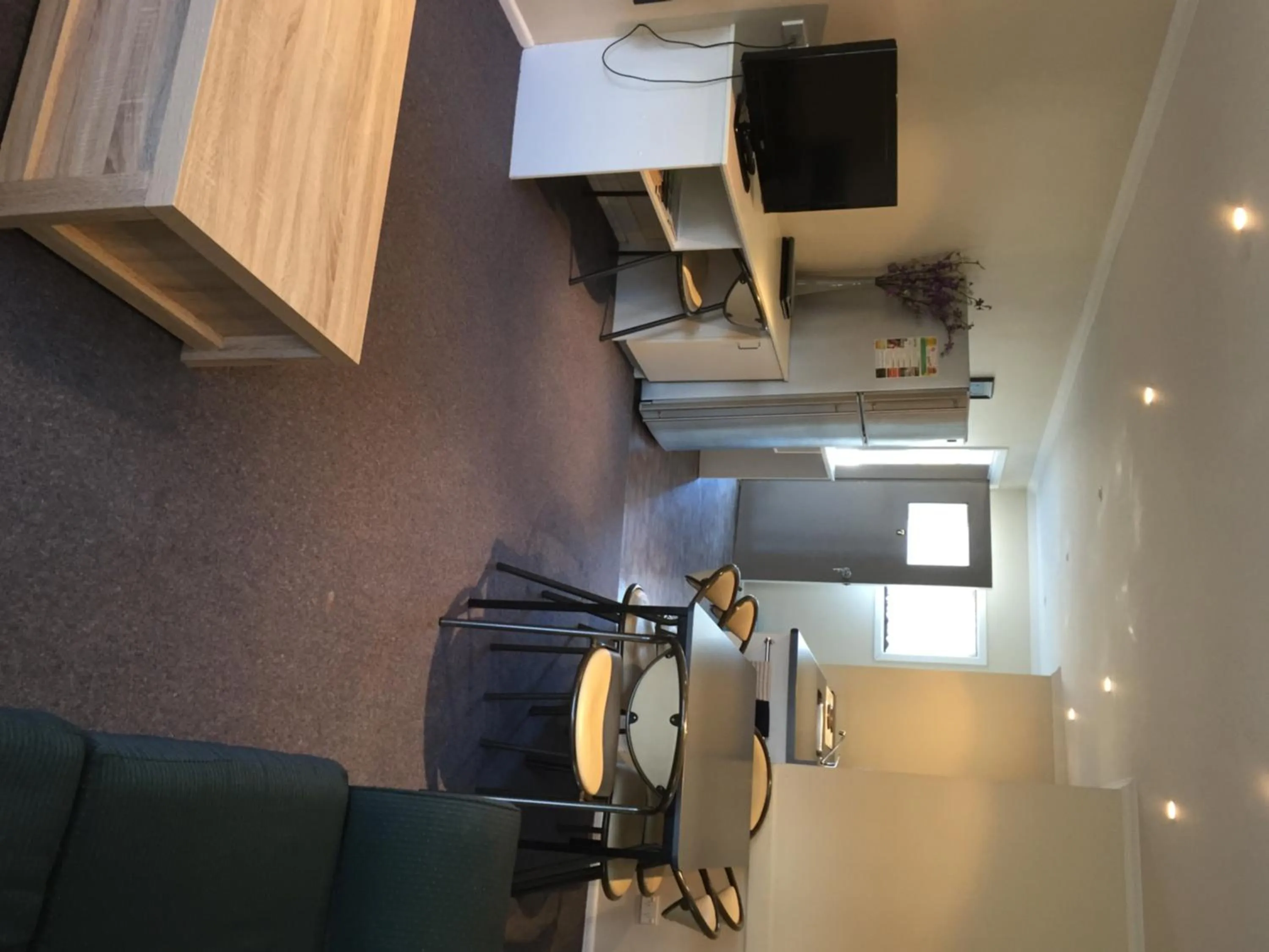 Dining area in Fairway Motel & Apartments