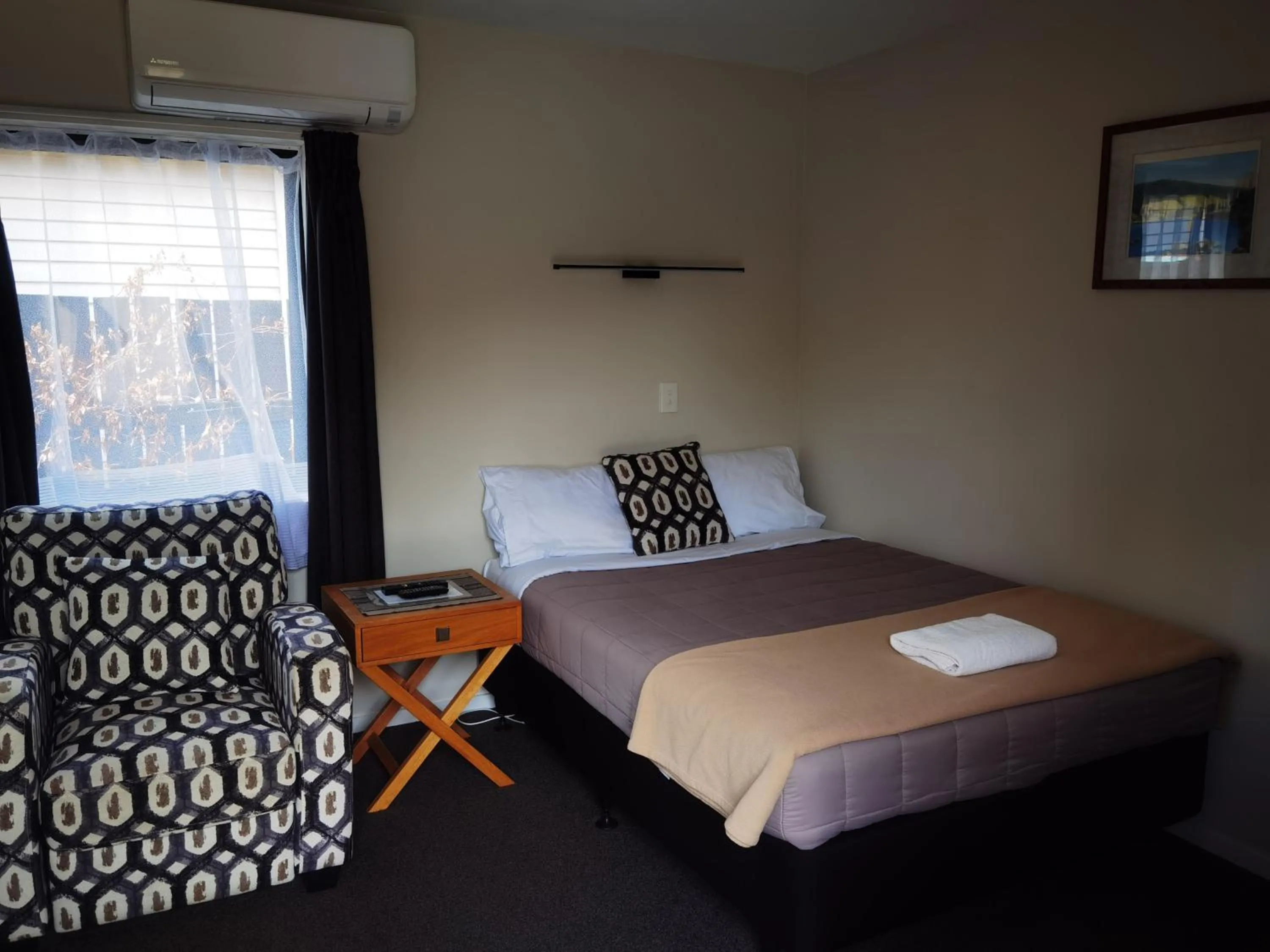 Bedroom, Bed in Judges Pool Motel Turangi