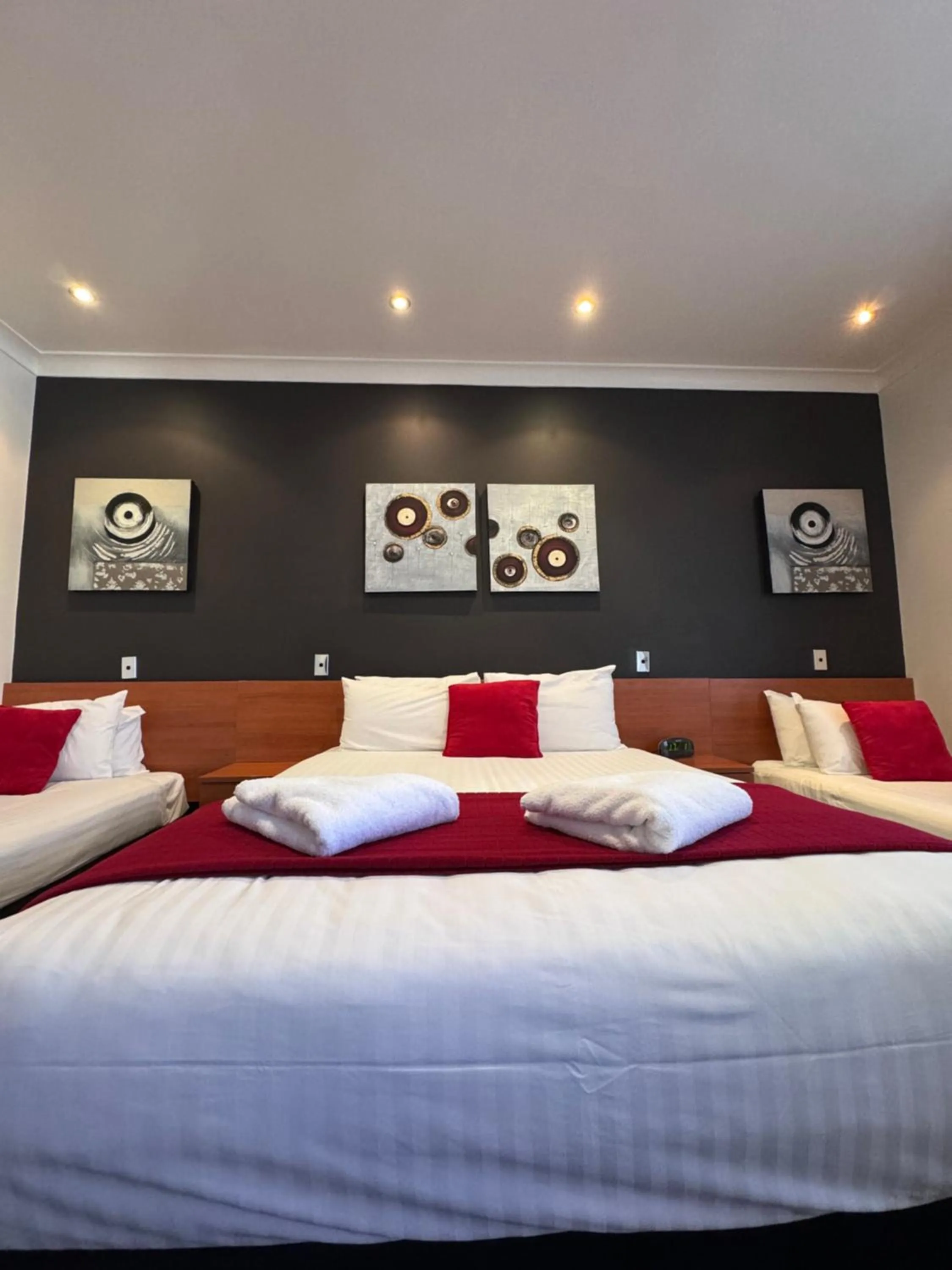 Bed in ibis Styles Broken Hill