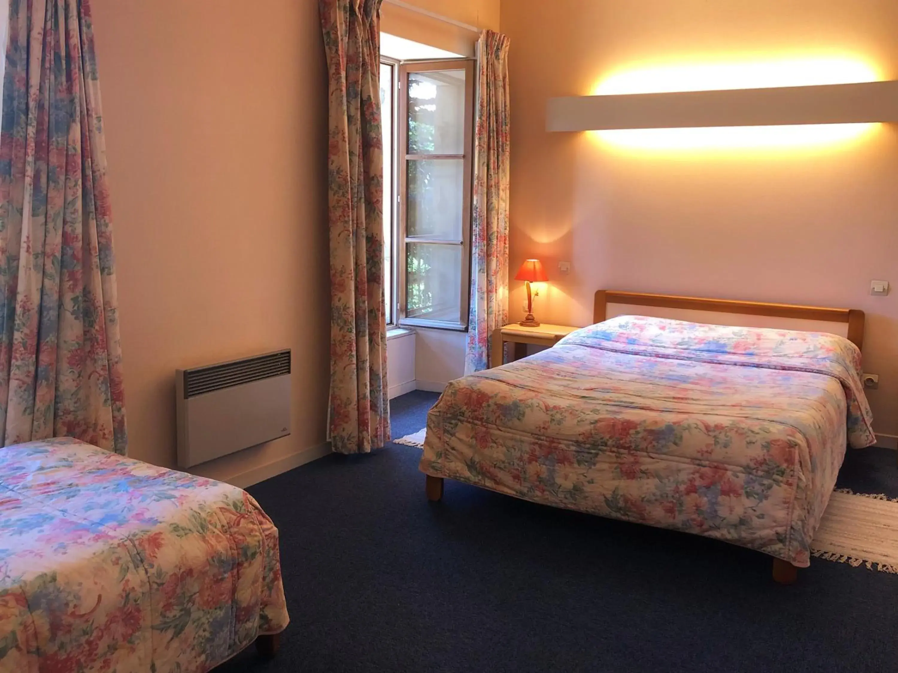 Family Room with Garden View - single occupancy in ADONIS CHAMBRES D'HOTES Family Room with Garden View - single occupancy in ADONIS CHAMBRES D'HOTES