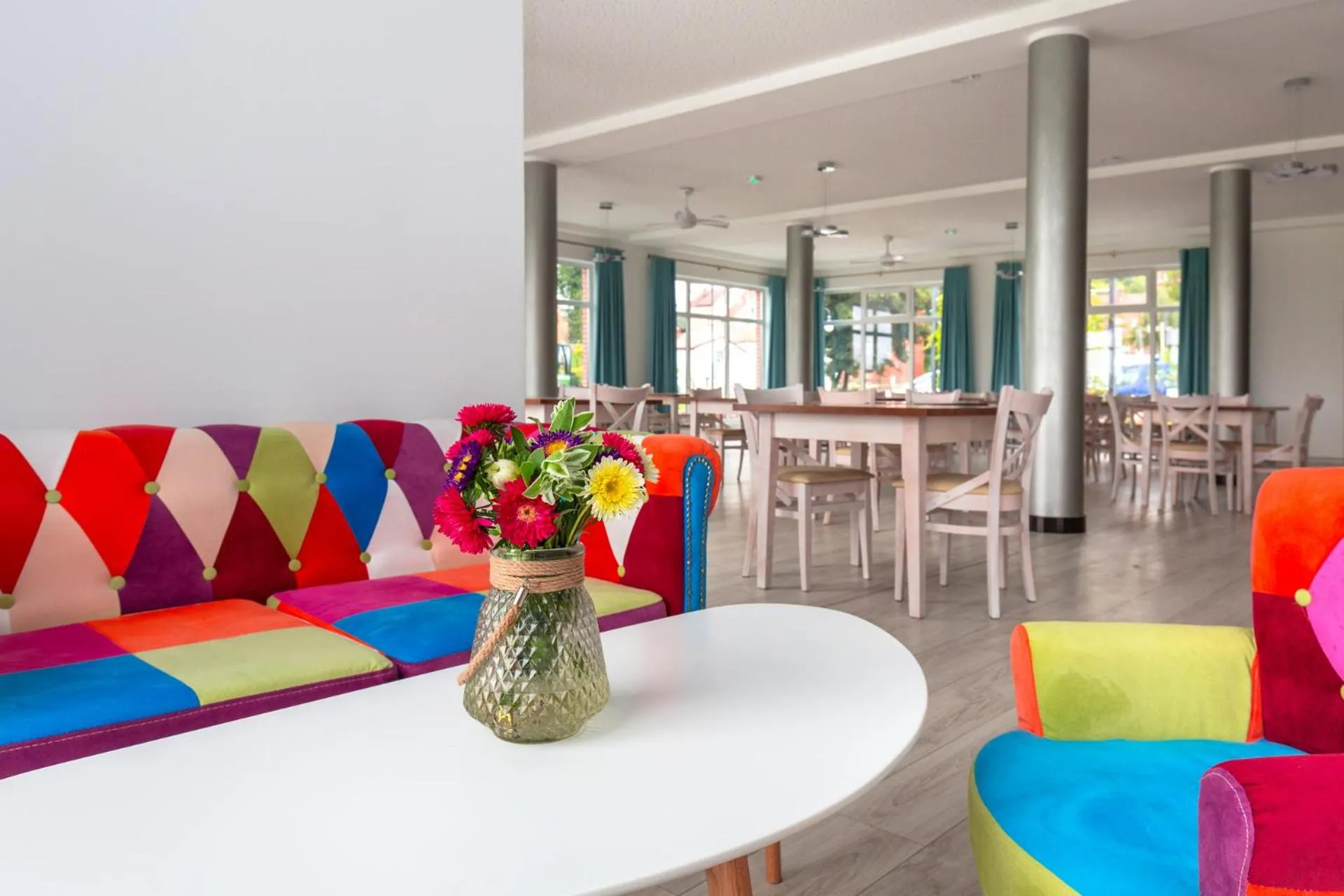 Restaurant/places to eat in Hotel Vela