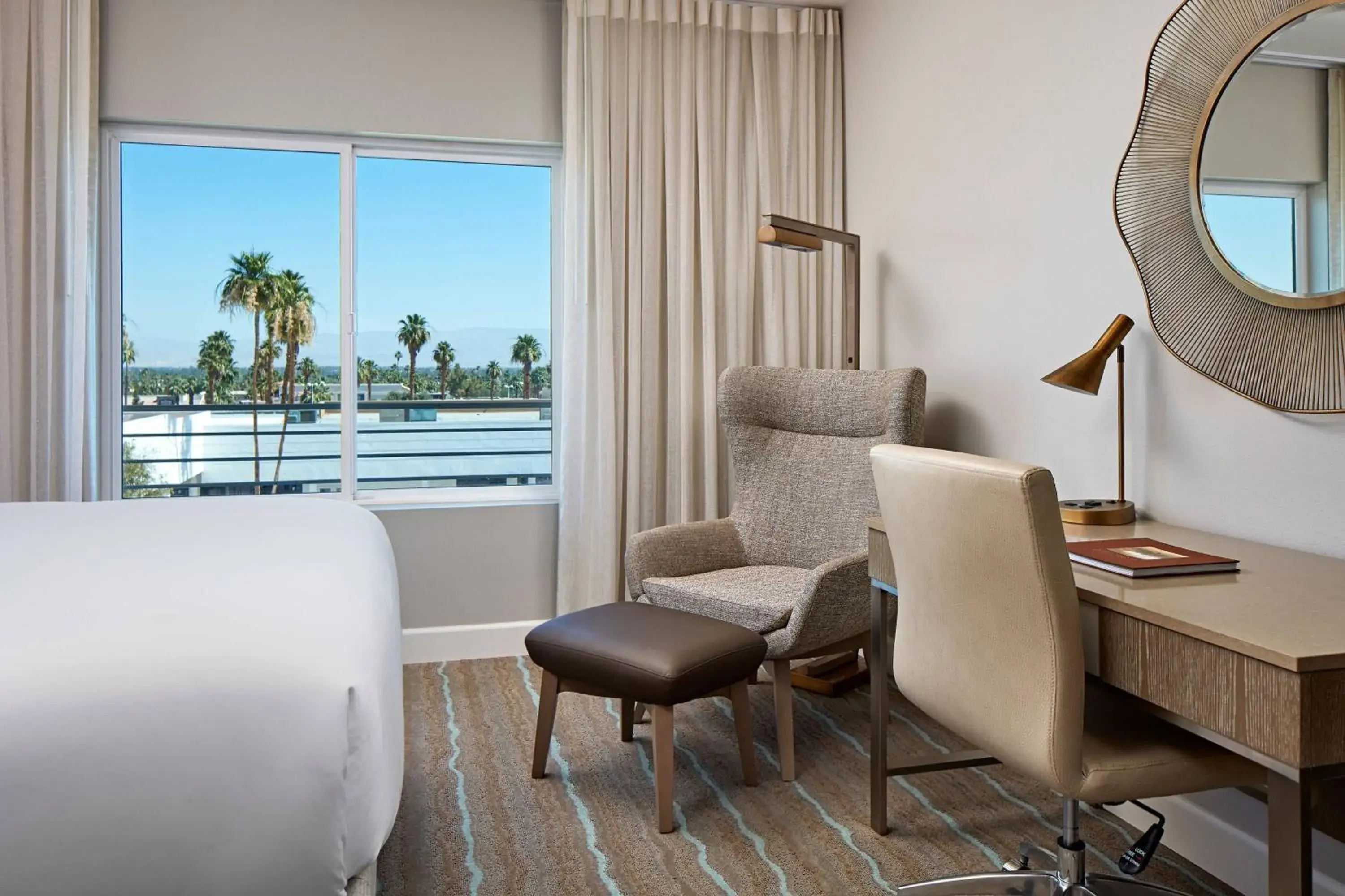 Classic Guest Room 1 King Mountain view in HOTEL PASEO, Autograph Collection Classic Guest Room 1 King Mountain view in HOTEL PASEO, Autograph Collection