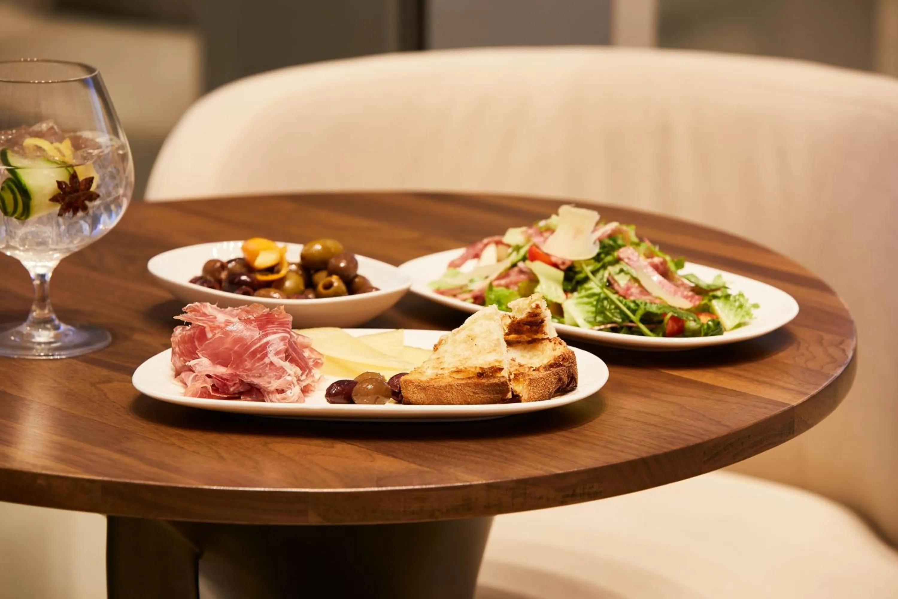 Lounge or bar in AC Hotel by Marriott Oklahoma City Bricktown