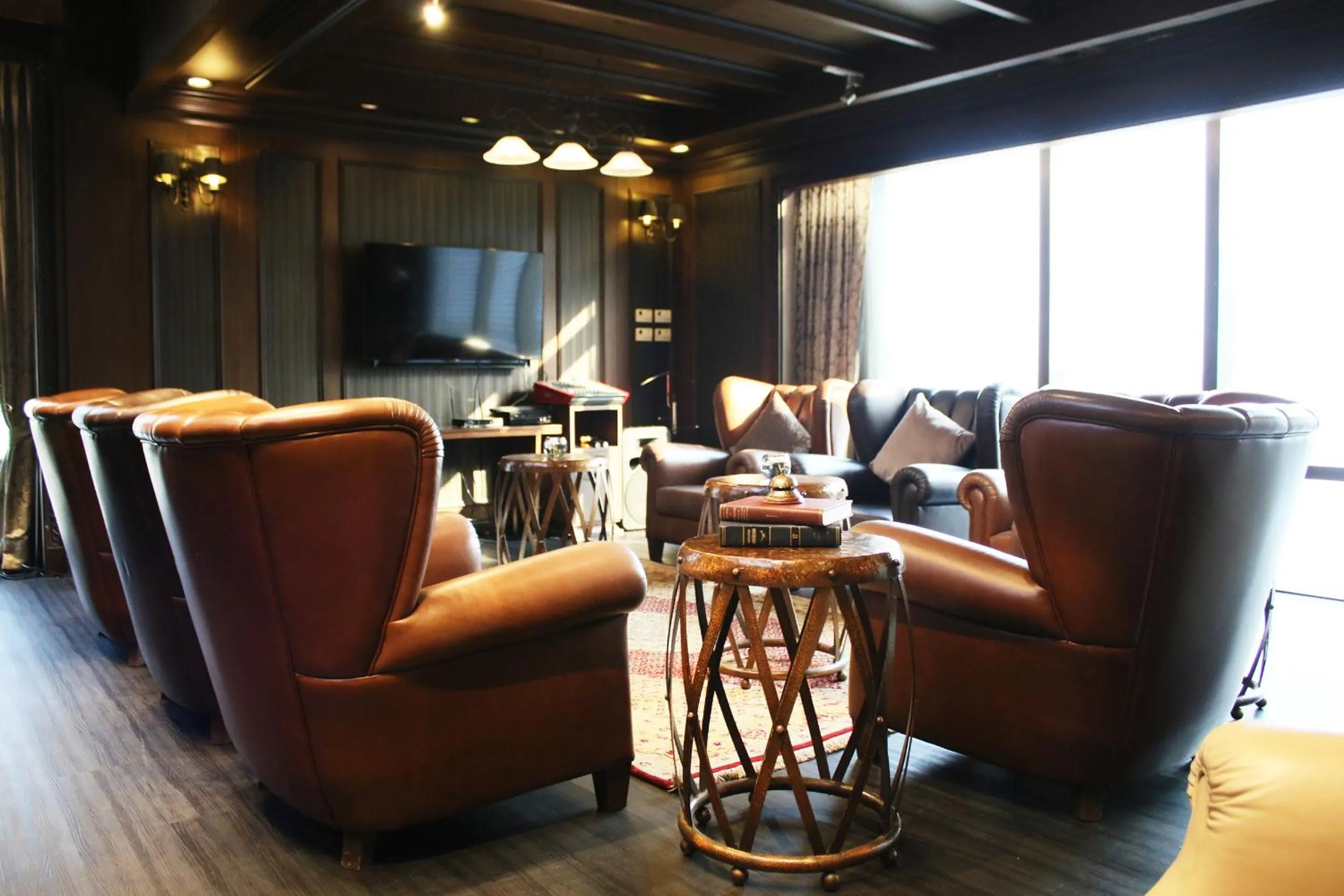 Meeting/conference room in Four Points by Sheraton Bangkok Ploenchit Sukhumvit