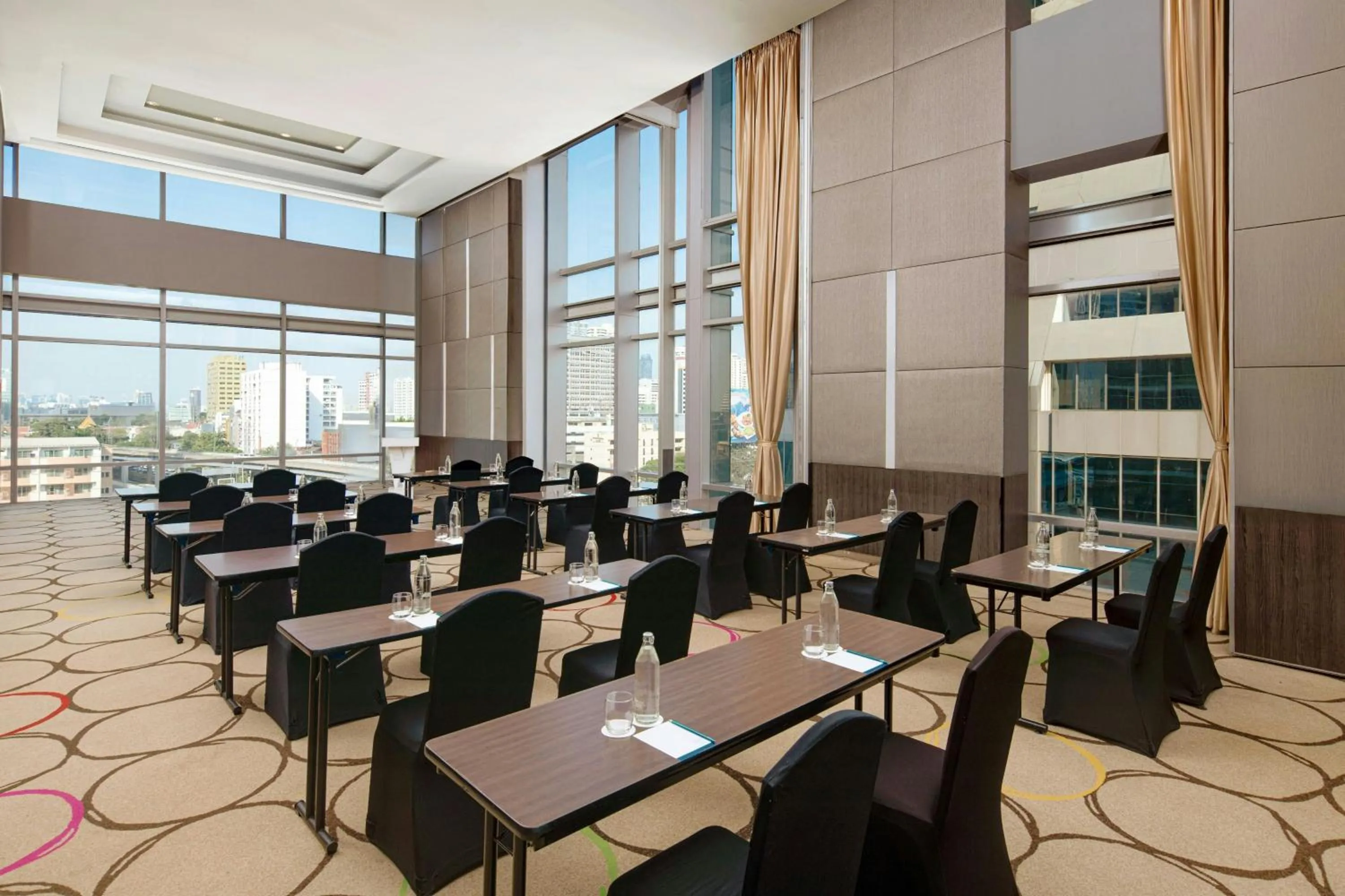 Meeting/conference room in Four Points by Sheraton Bangkok Ploenchit Sukhumvit