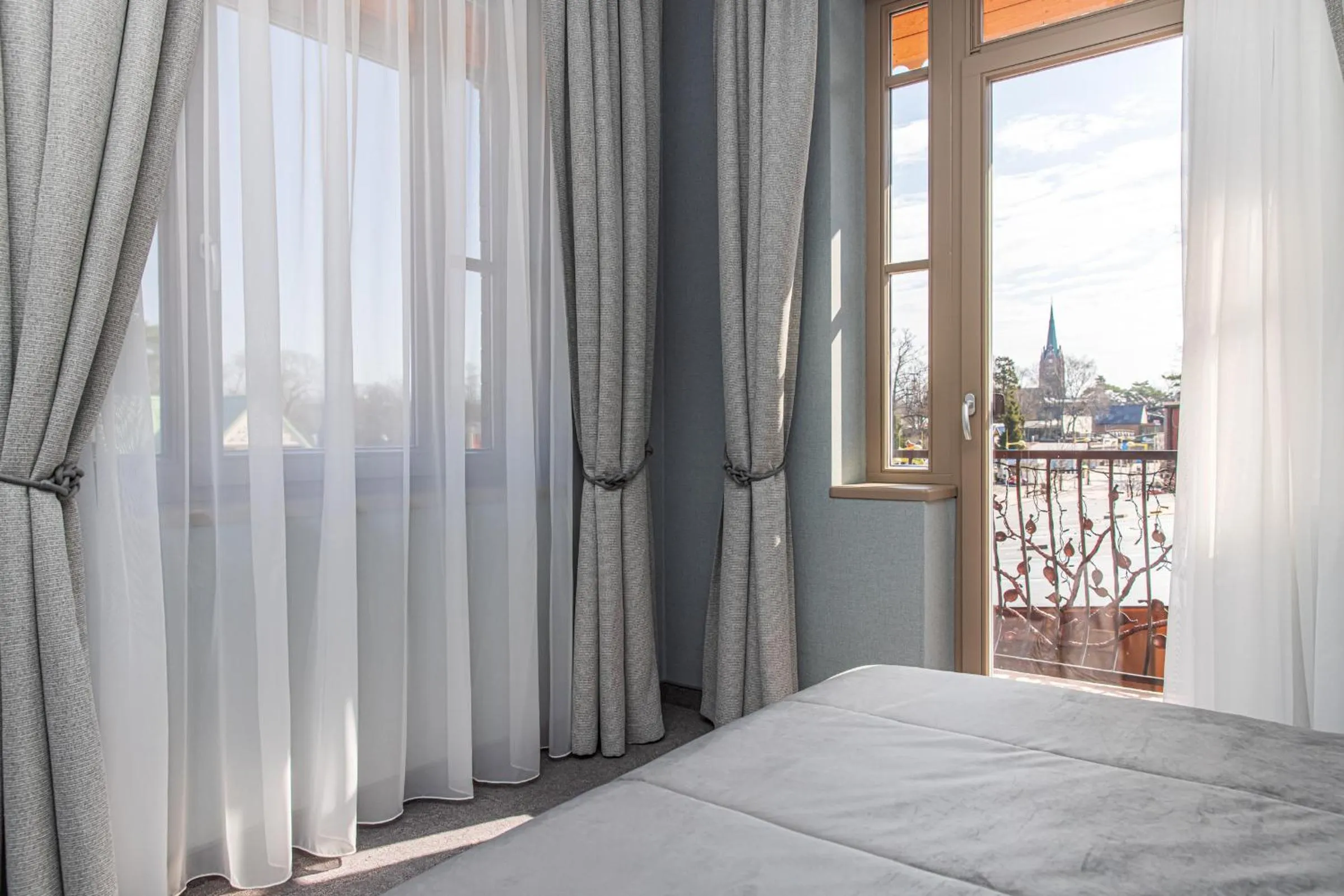 View (from property/room), Bed in Senoji Hansa Hotel