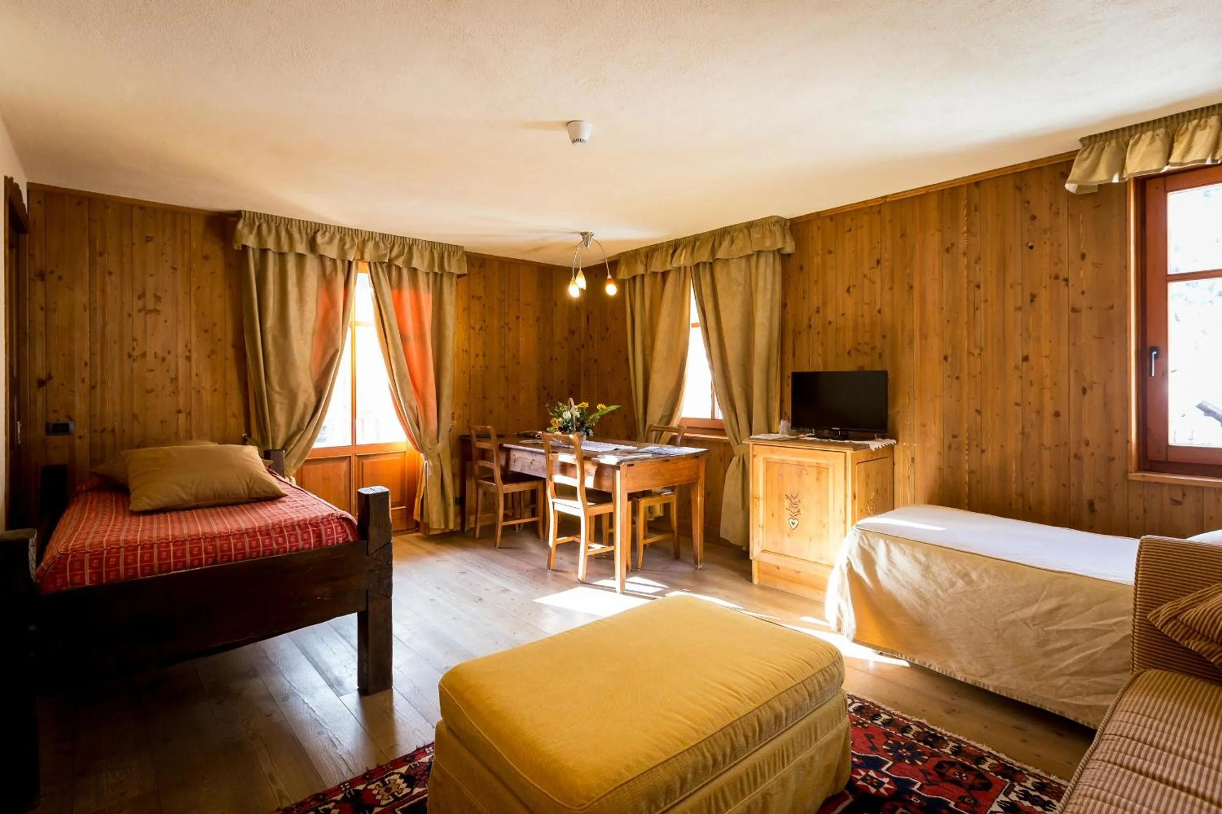 Photo of the whole room, Bed in Hotel Lyshaus