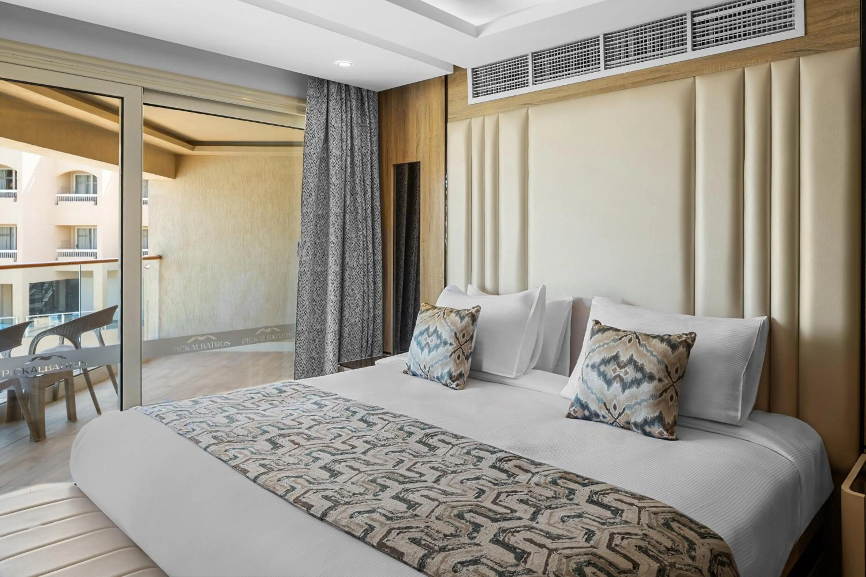 Bed in Beach Albatros Aqua Park - Hurghada