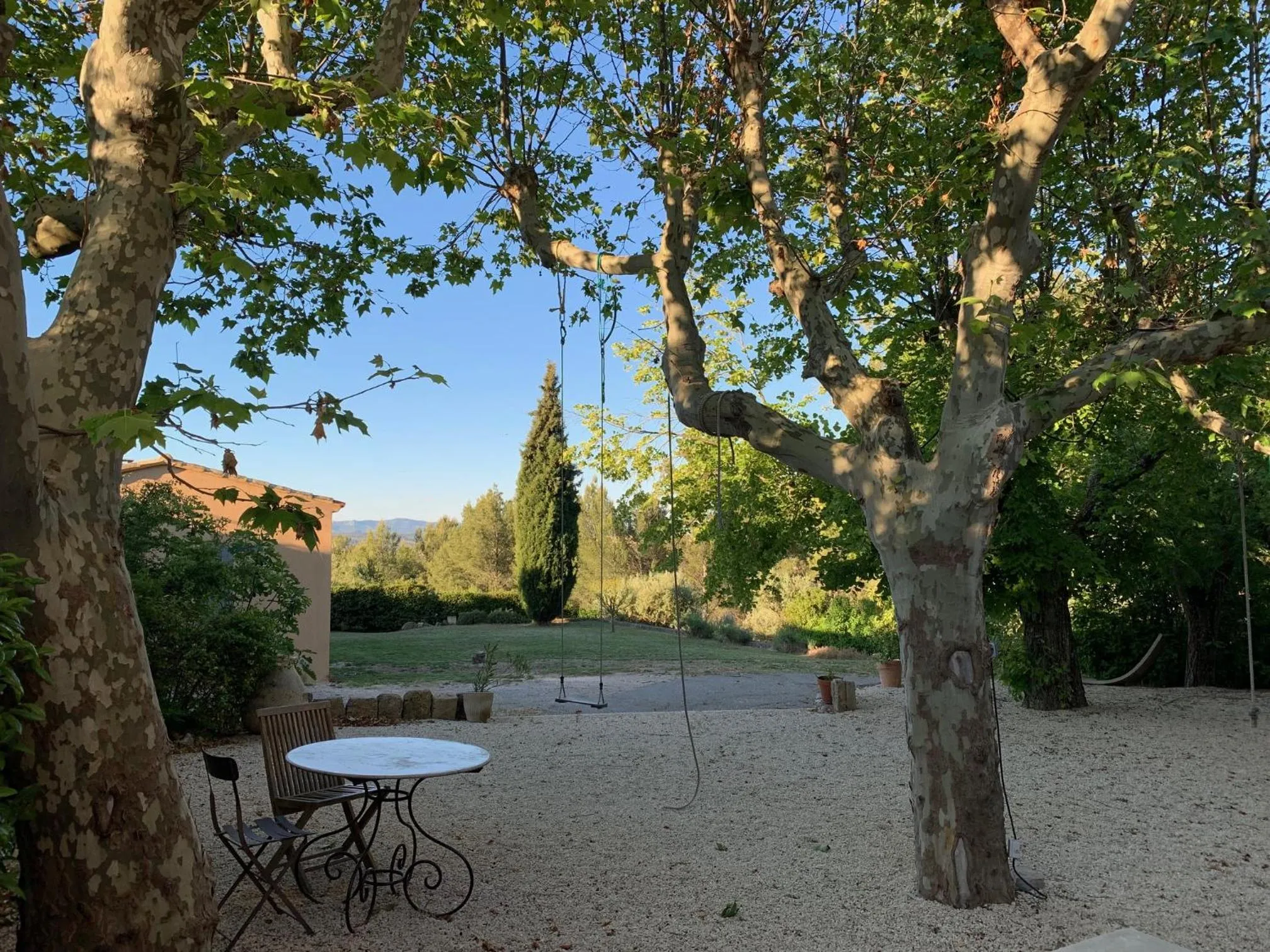 Garden in le Mas des Pignes -adults only