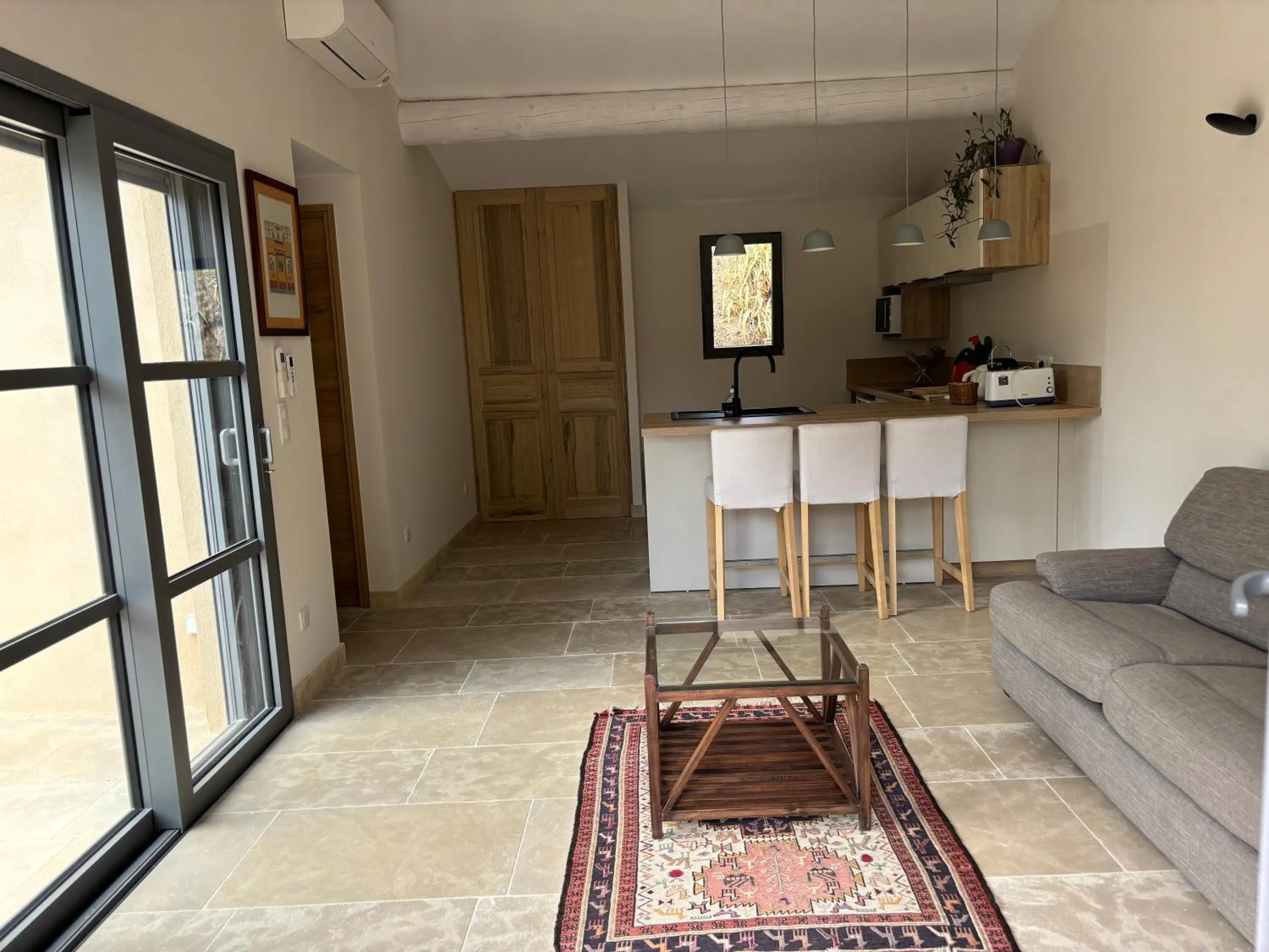 le Mas des Pignes -adults only