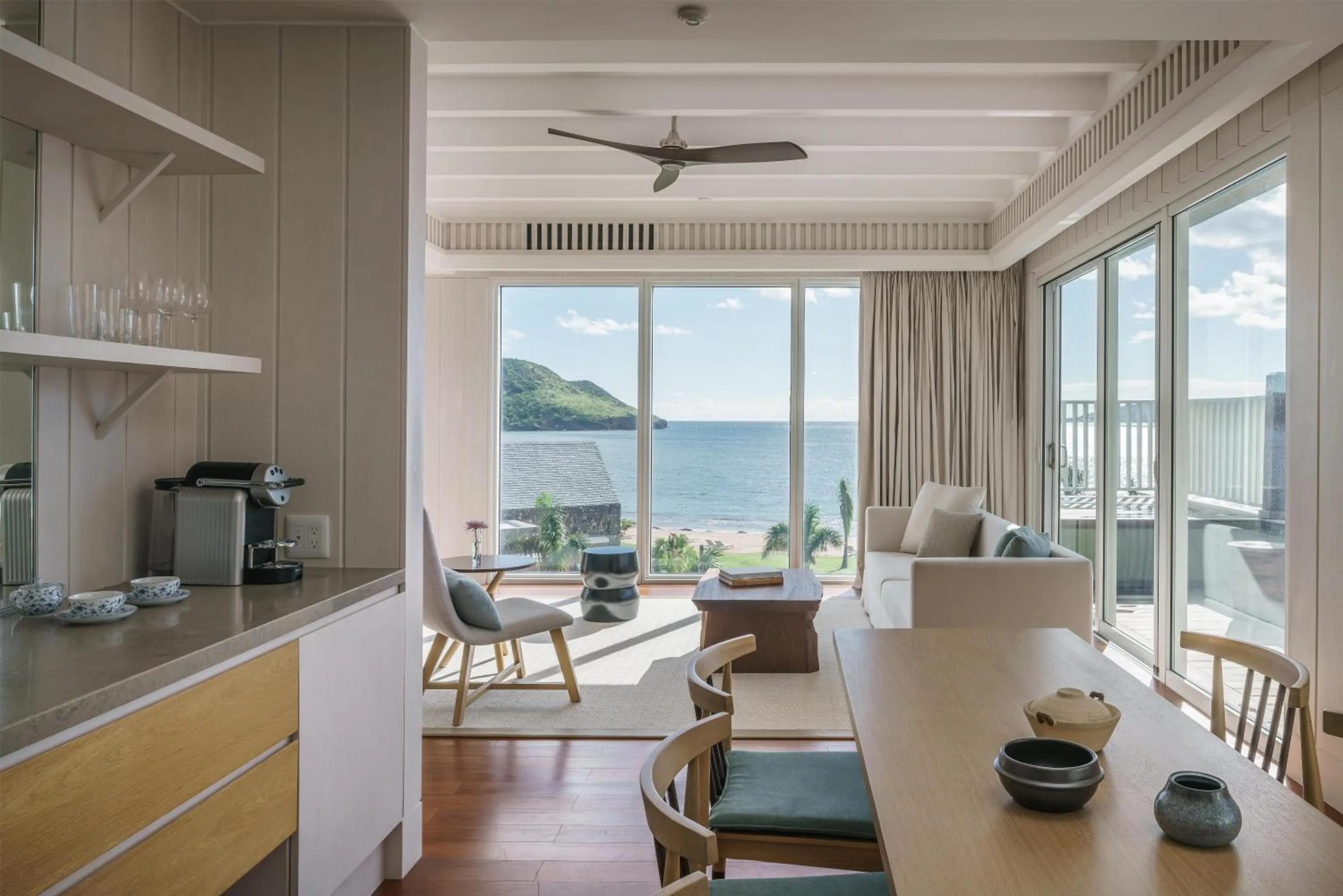 Photo of the whole room in Park Hyatt St. Kitts