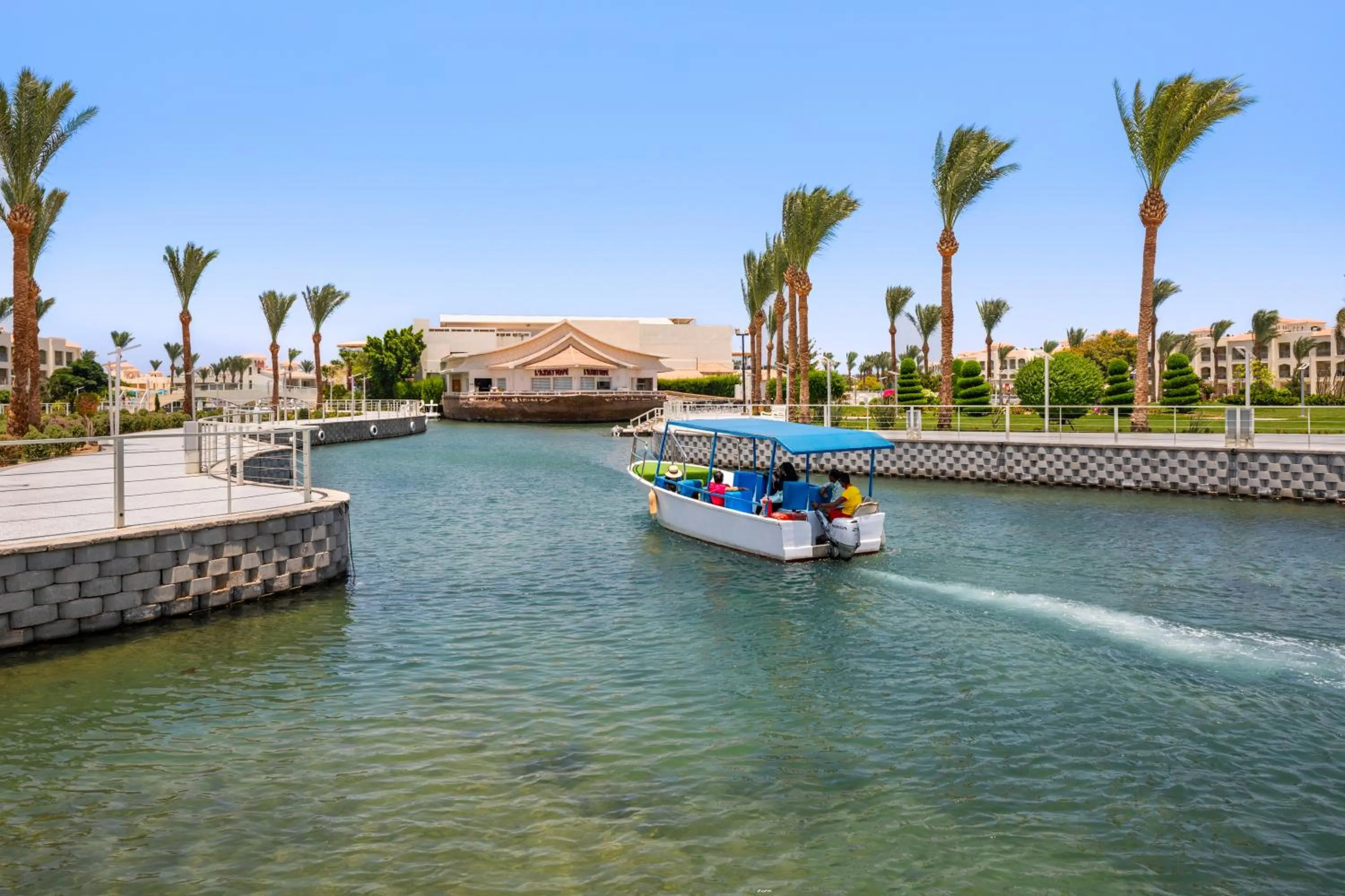 Day in Pickalbatros Dana Beach Resort - Aqua Park