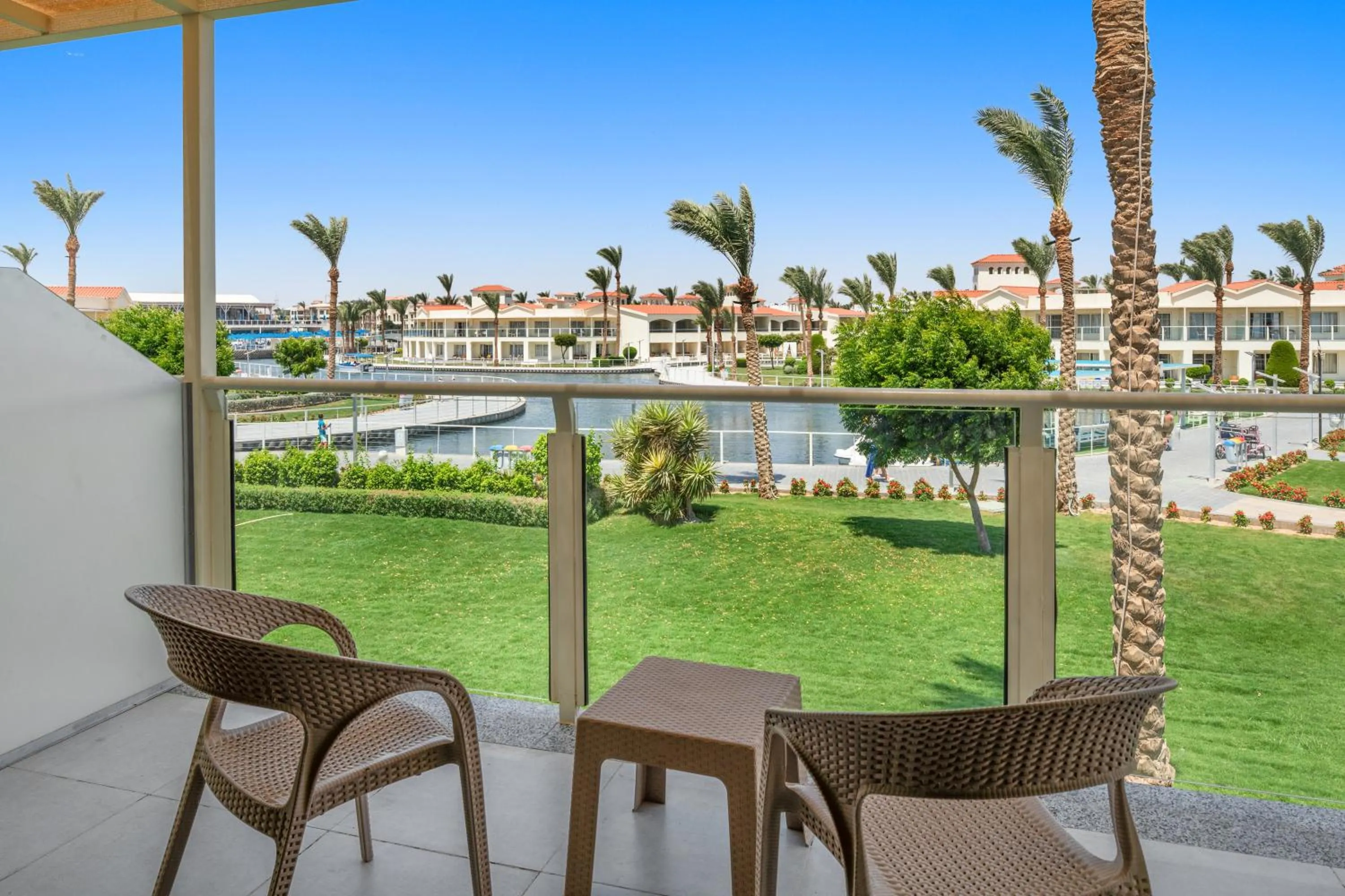 Balcony/Terrace in Pickalbatros Dana Beach Resort - Aqua Park