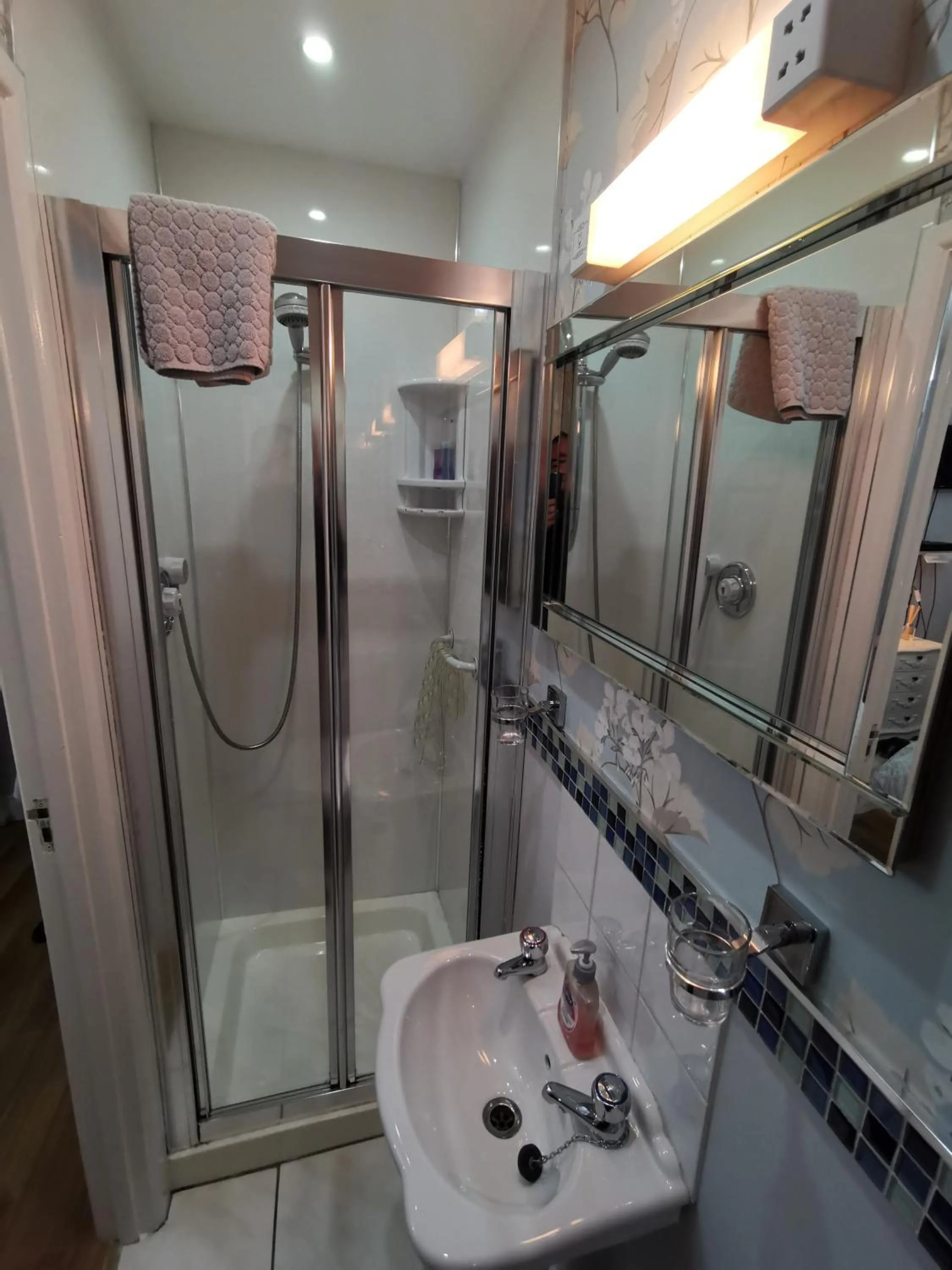 Bathroom in Meadow View B&B