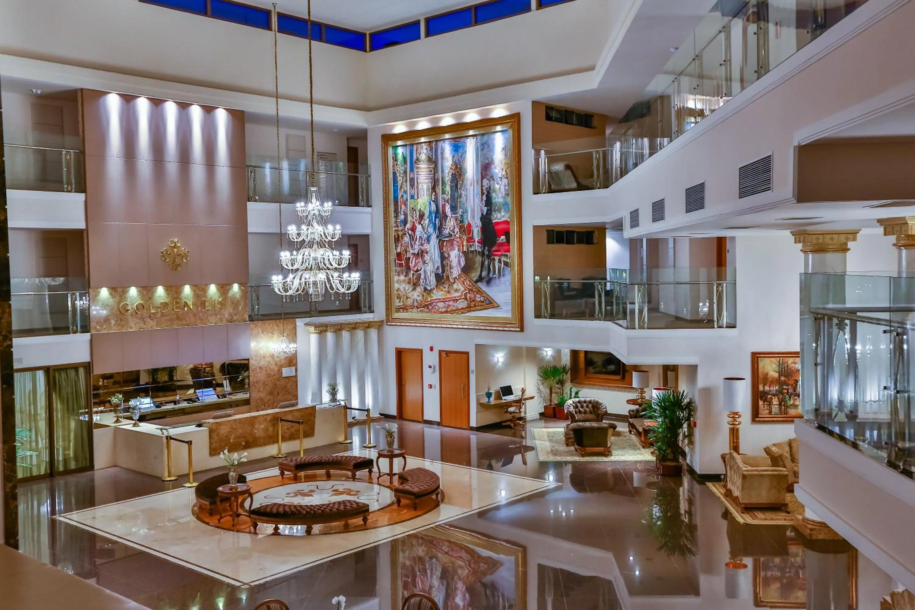 Golden Lis Hotel Boutique