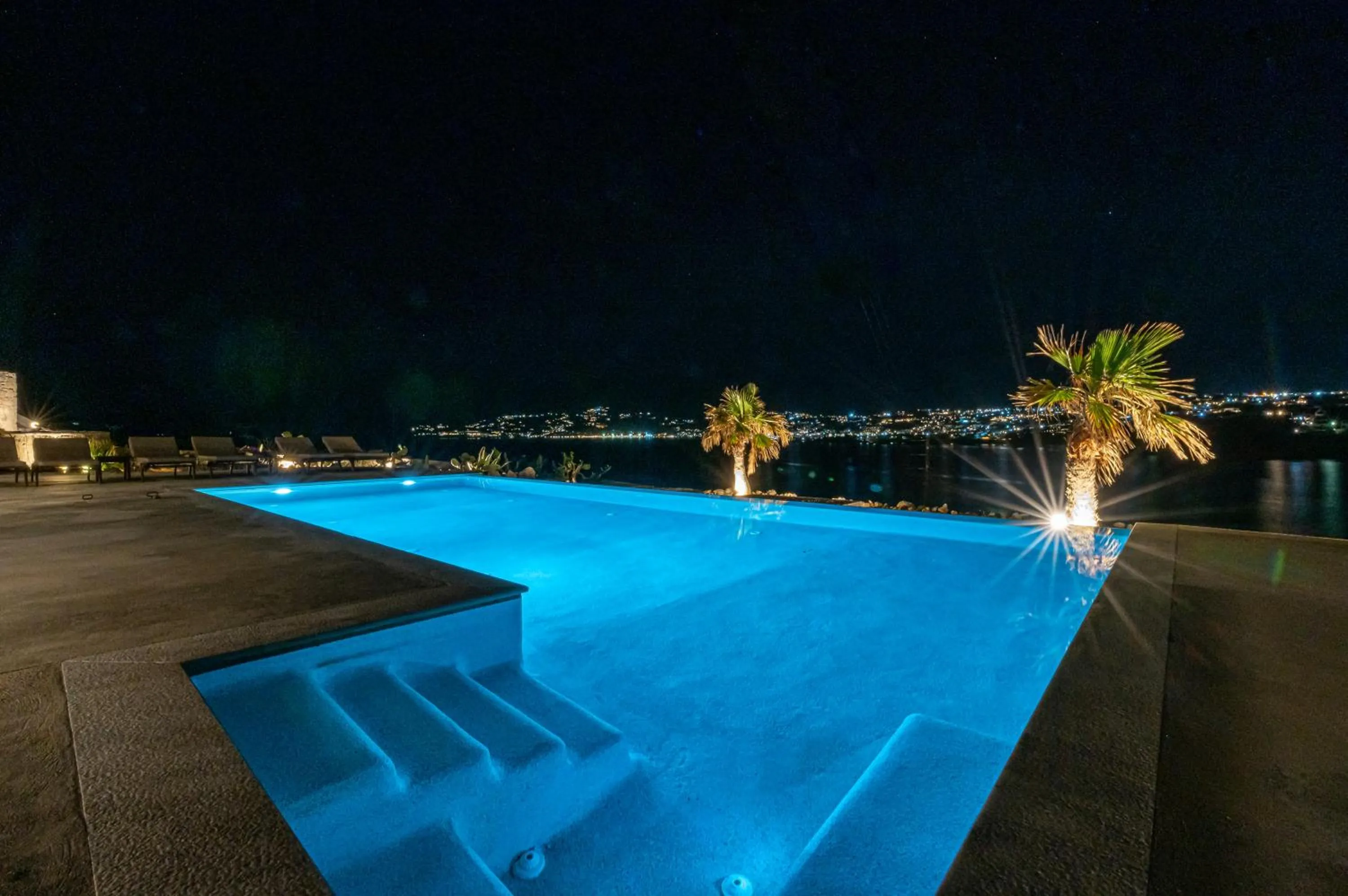 Night in Carpe Diem Villas Mykonos ,Heated Pool!