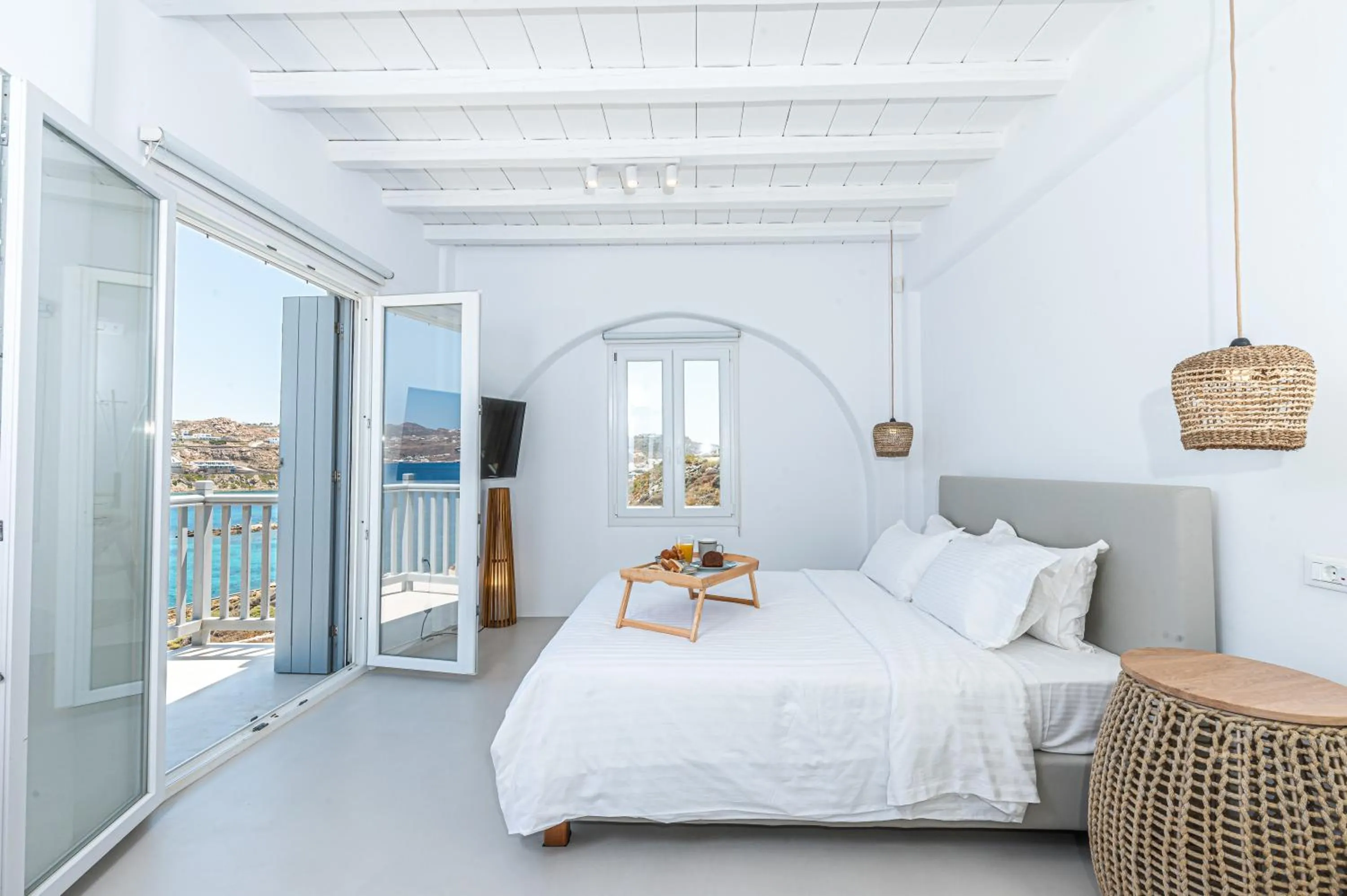 Bed in Carpe Diem Villas Mykonos ,Heated Pool!