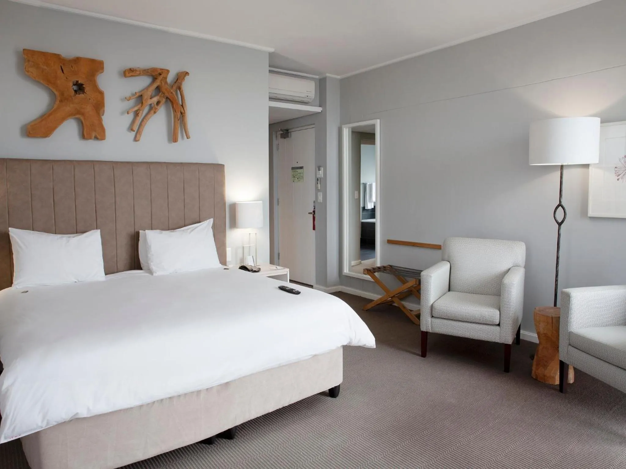 Bed in Atlantic Beach Hotel