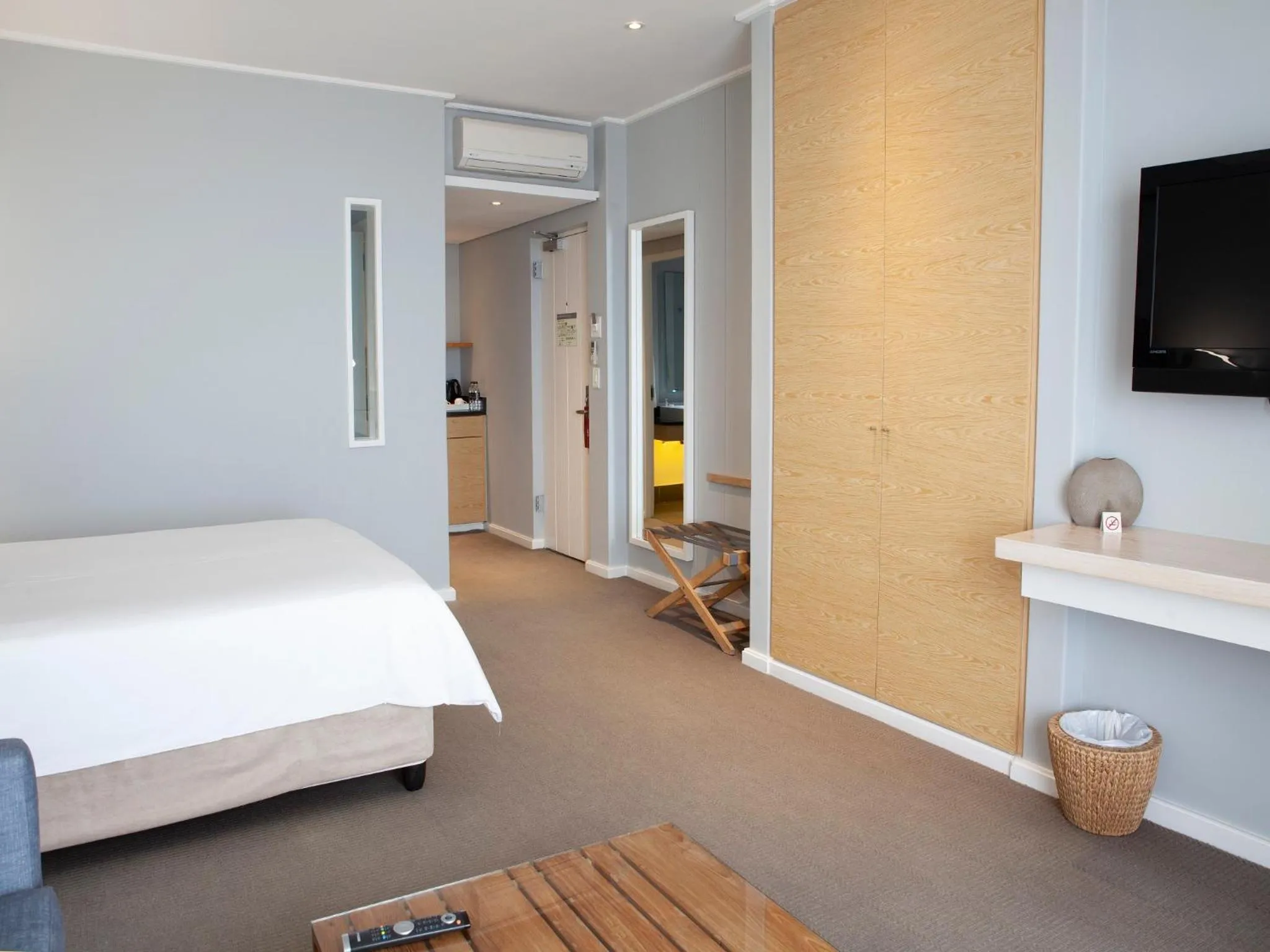 Bed in Atlantic Beach Hotel