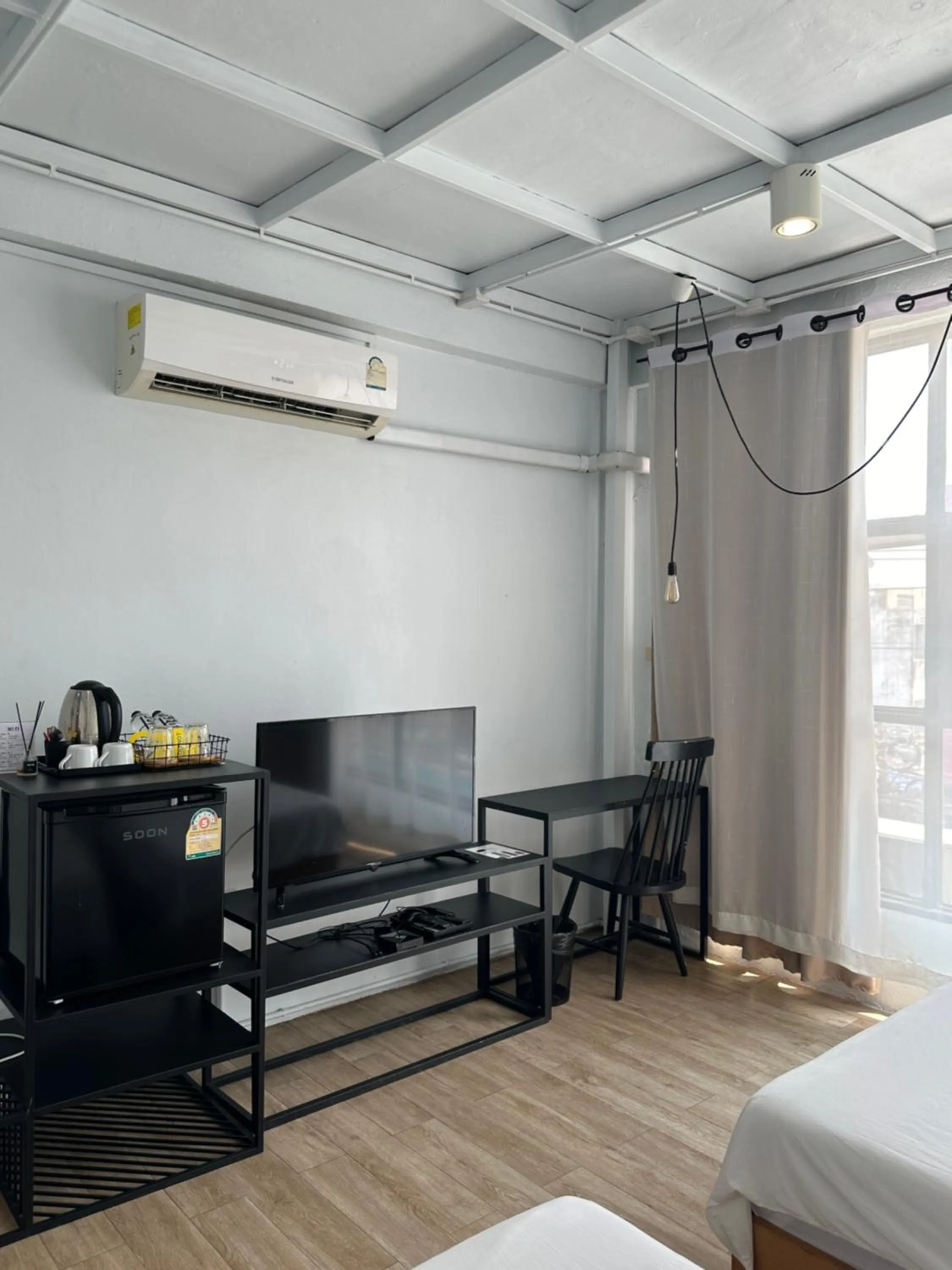 TV and multimedia, Bed in Beige Poshtels + Netflix