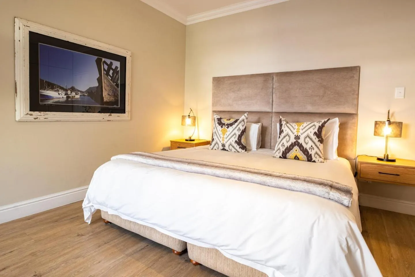 Bedroom, Bed in 3 On Camps Bay