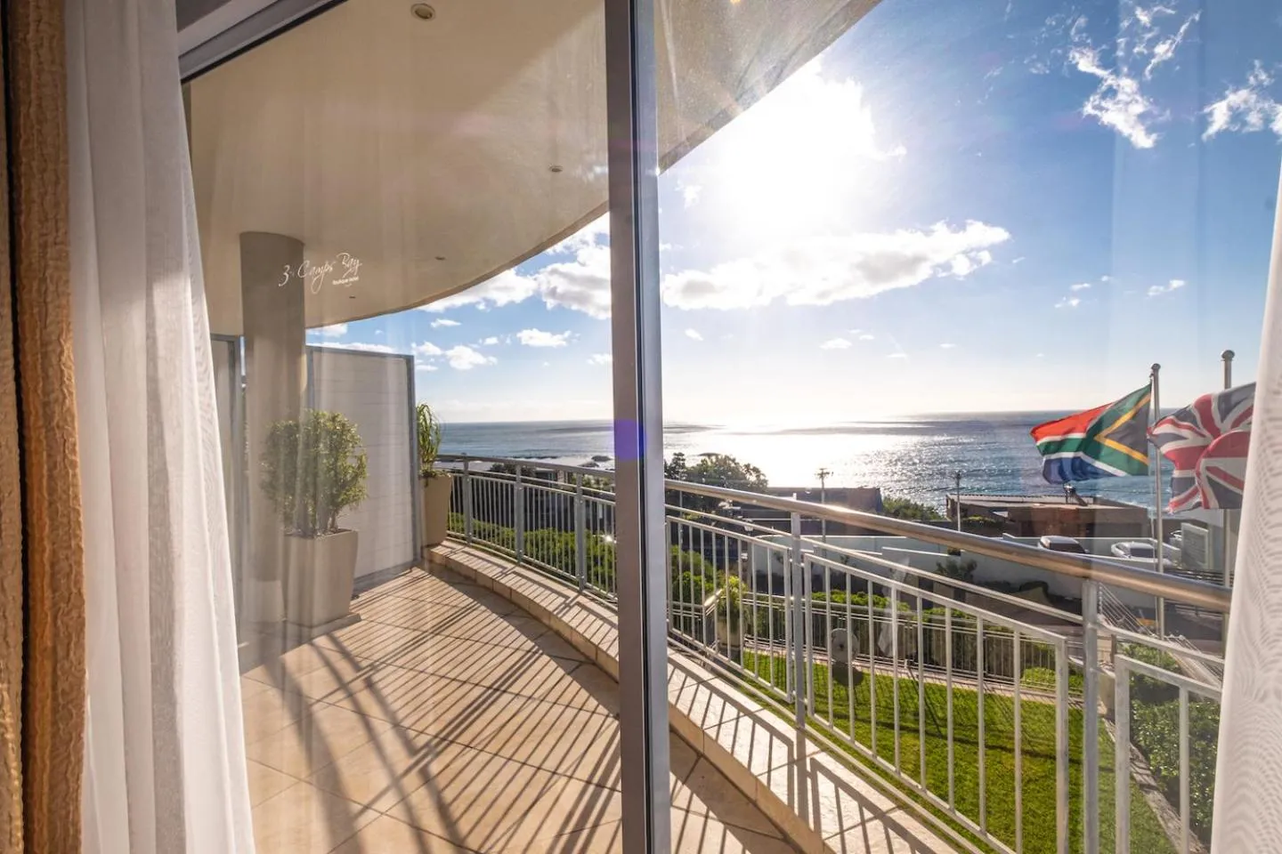 Balcony/Terrace in 3 On Camps Bay