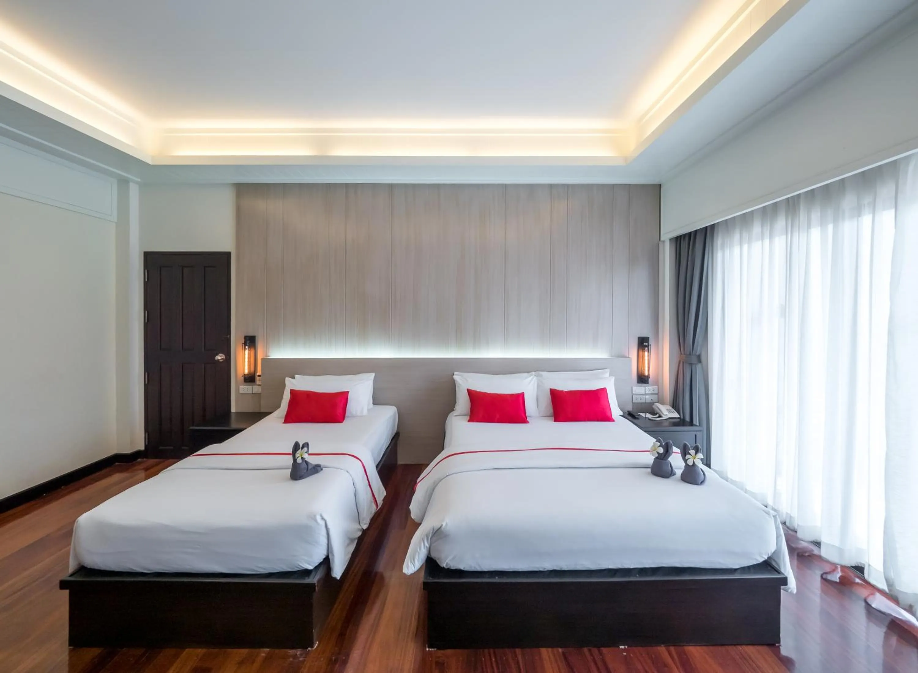 Bed in Grand Jomtien Palace Hotel - SHA Extra Plus