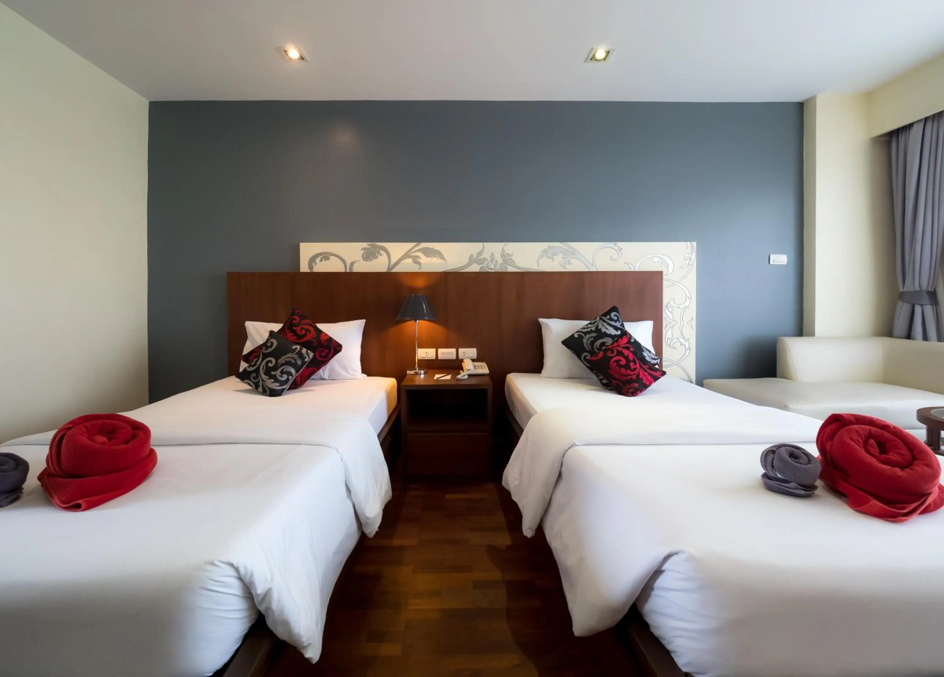 Bed in Grand Jomtien Palace Hotel - SHA Extra Plus