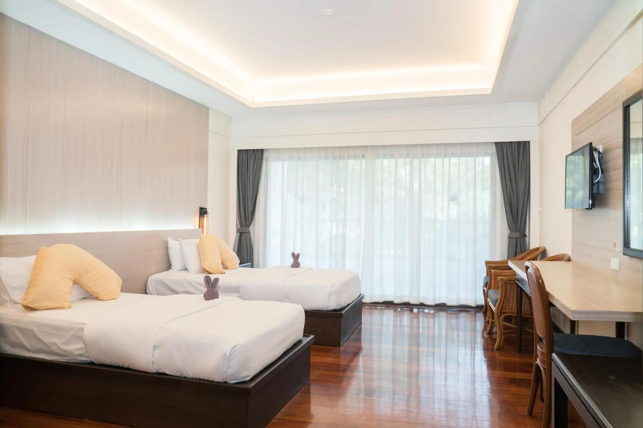 Bed in Grand Jomtien Palace Hotel - SHA Extra Plus