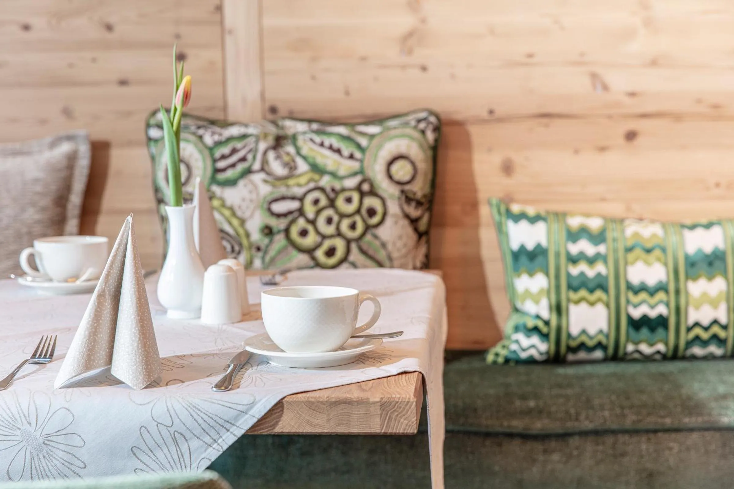 Buffet breakfast in Urbanhof