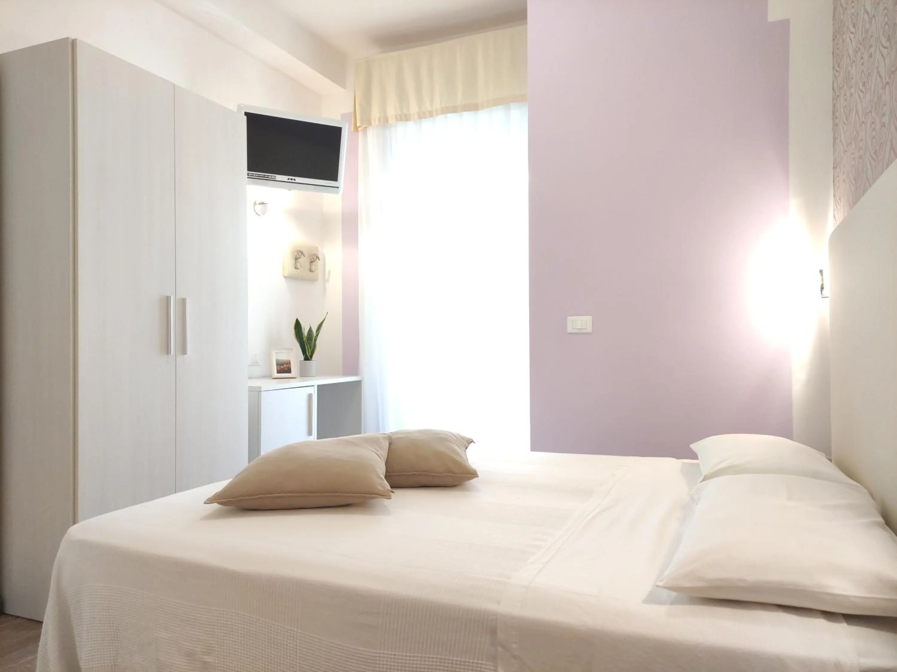 Bedroom, Bed in Hotel Galassia