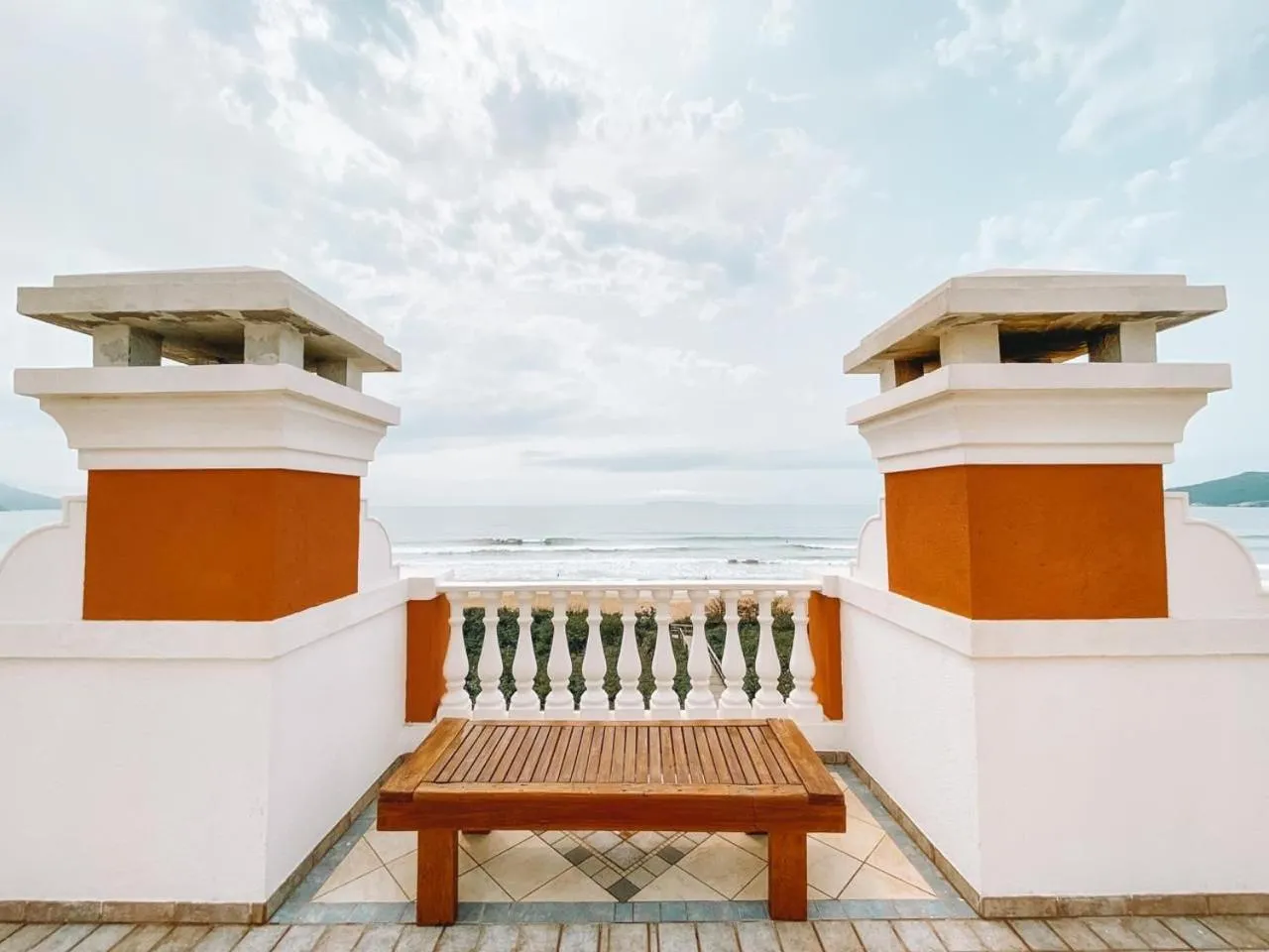 Swimming pool in Pousada Villa dos Açores