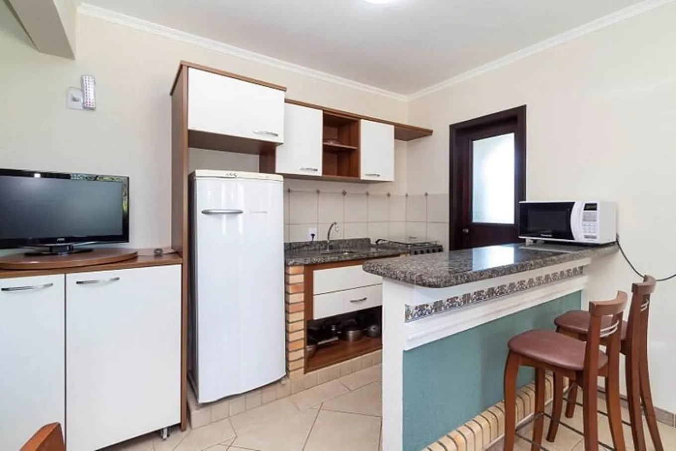 Kitchen or kitchenette in Pousada Villa dos Açores