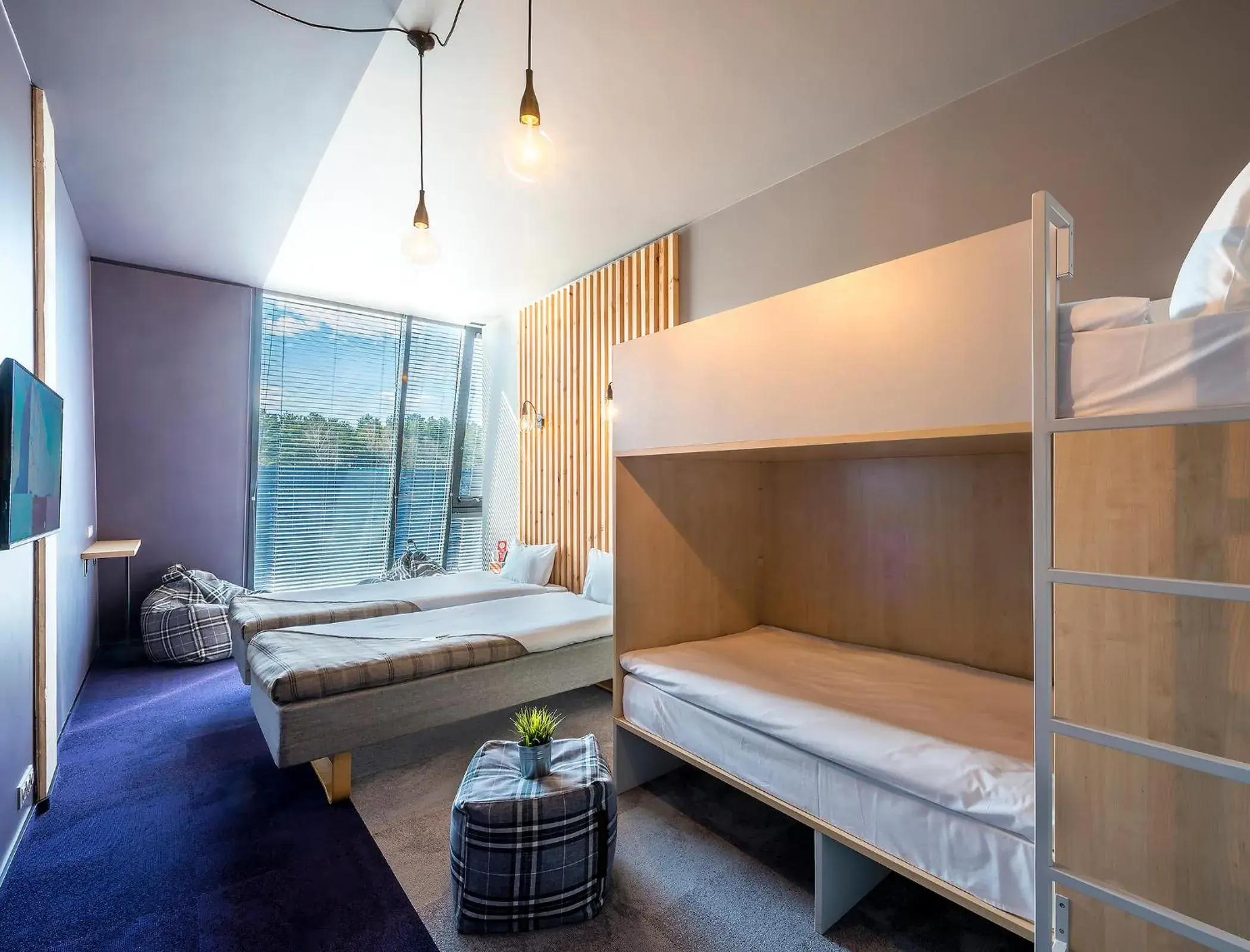 Quadruple Room in Urbihop Hotel Quadruple Room in Urbihop Hotel