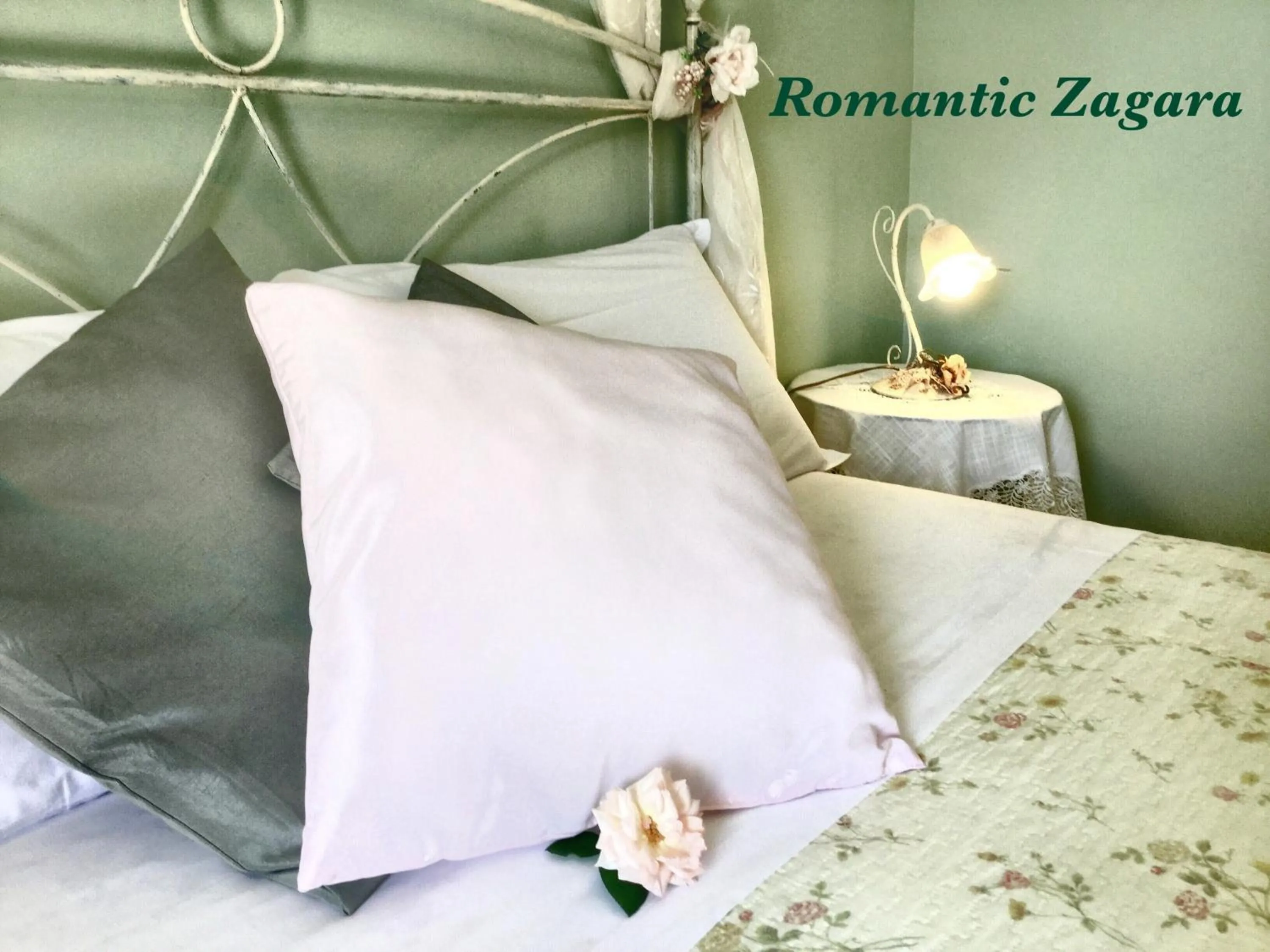 Bed in Mirella Charming